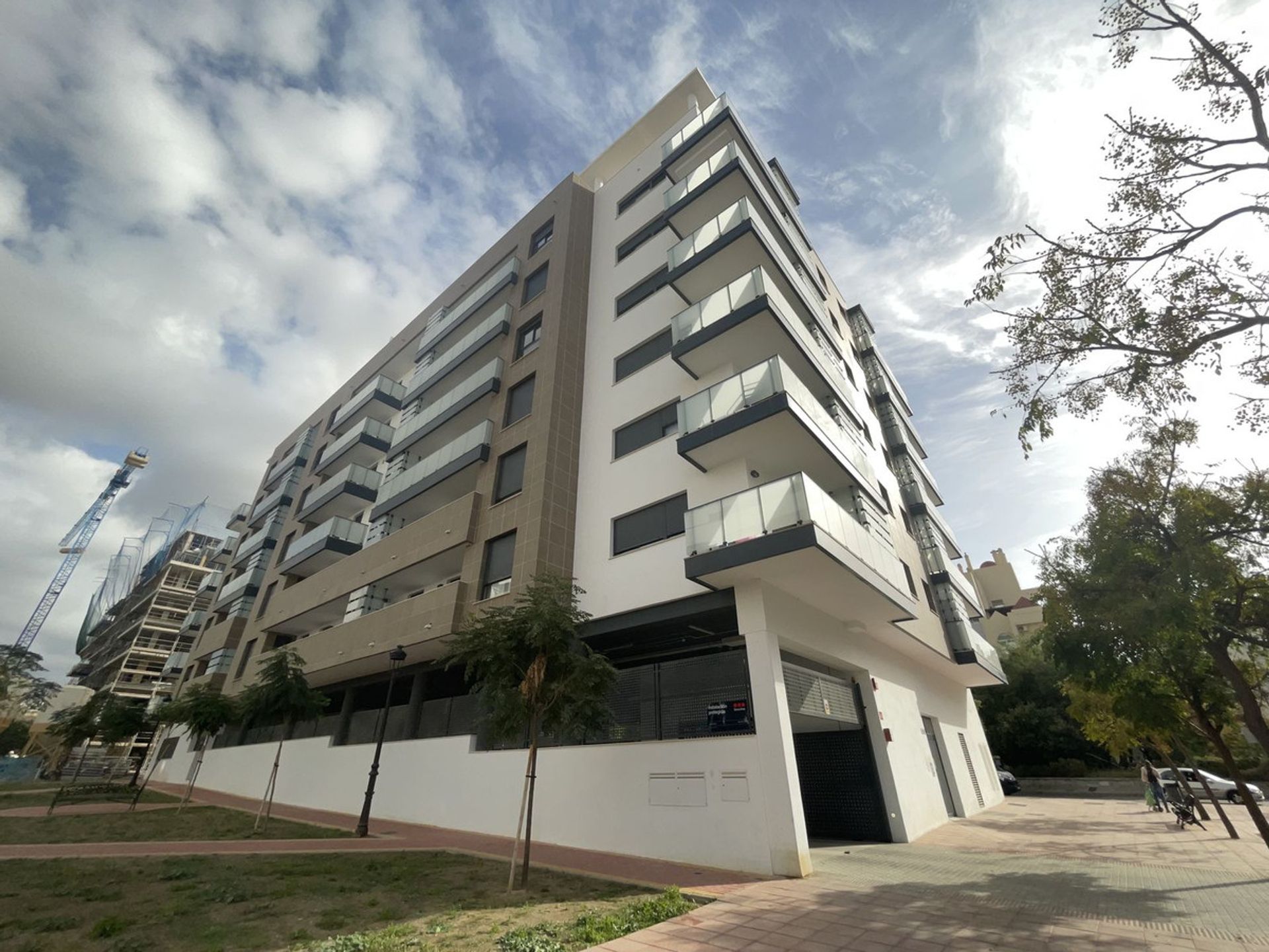 Condominium in Estepona, Andalucía 11134641