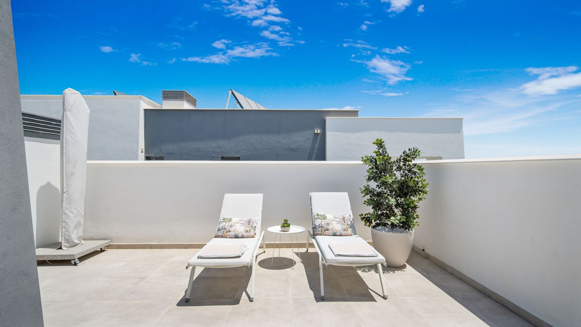 Condominium dans Estepona, Andalucía 11134654