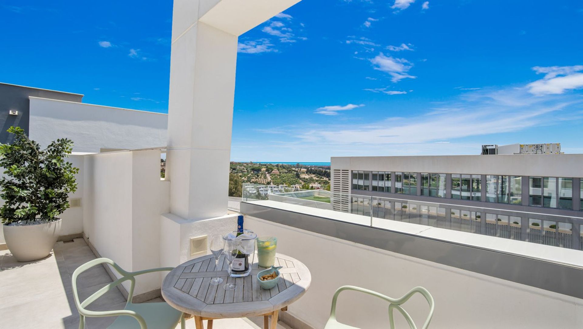 Condominium dans Estepona, Andalucía 11134654