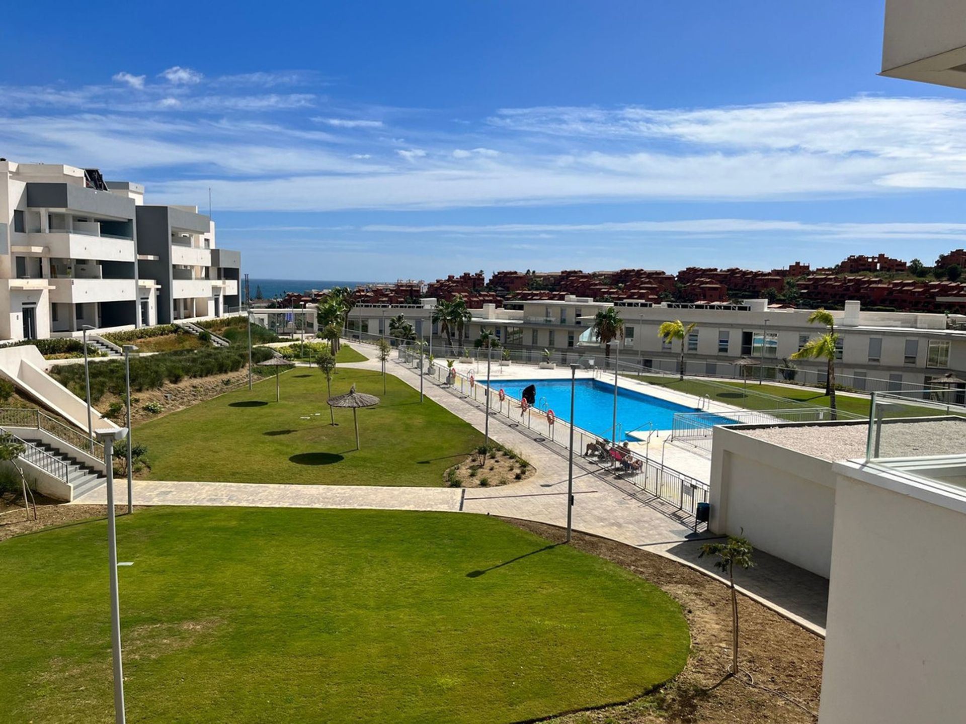 Condominium in Estepona, Andalucía 11134722