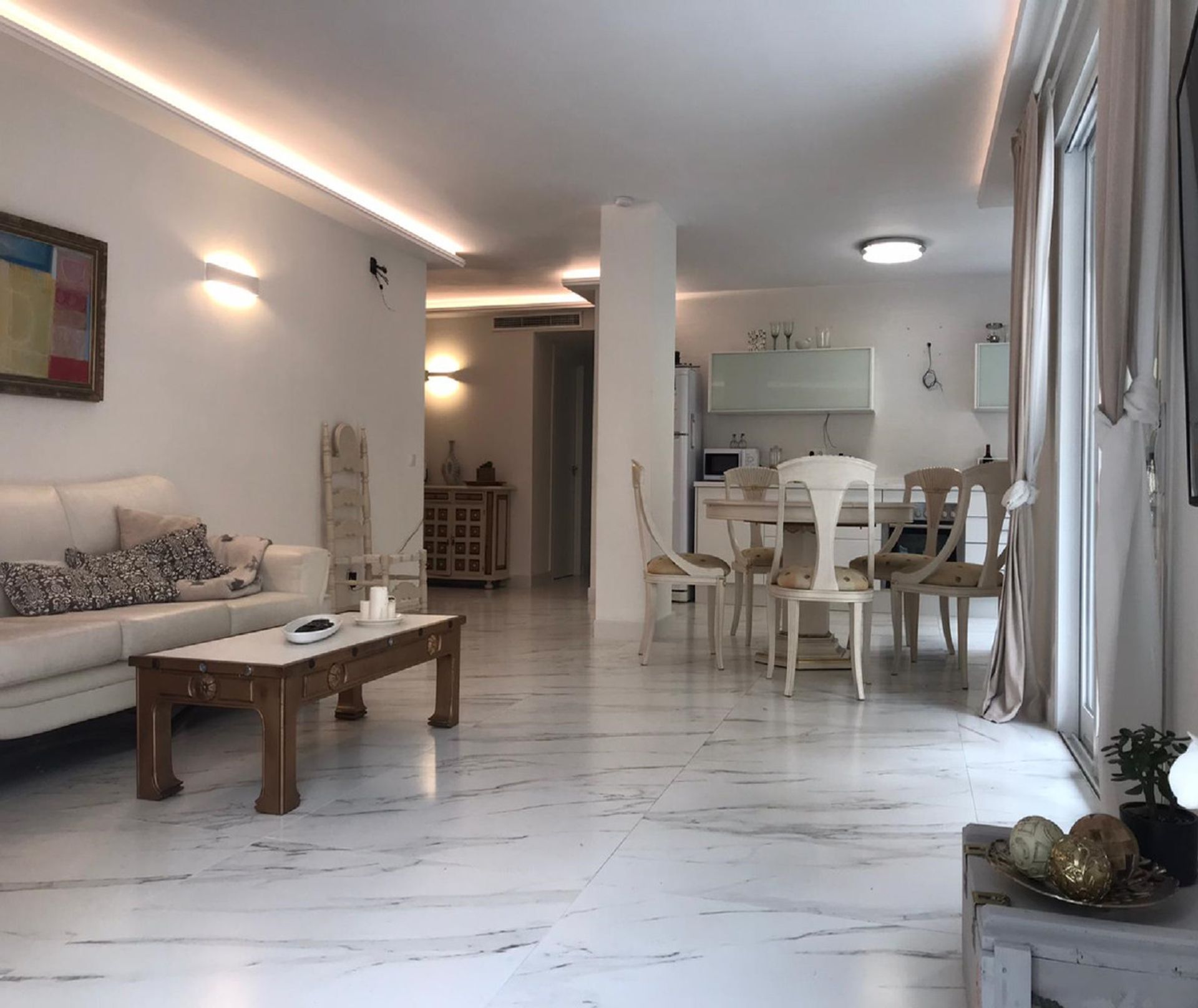 Condominium dans Fuengirola, Andalucía 11135062