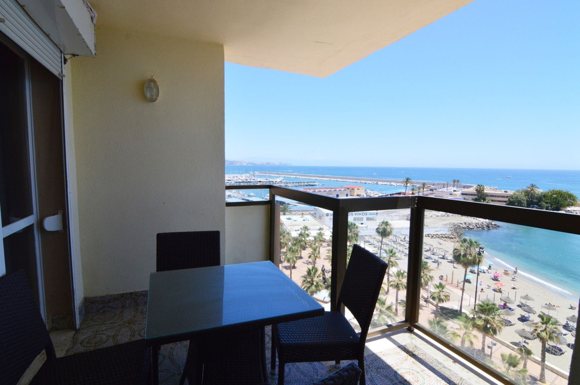 Condominio nel Fuengirola, Andalucía 11135112