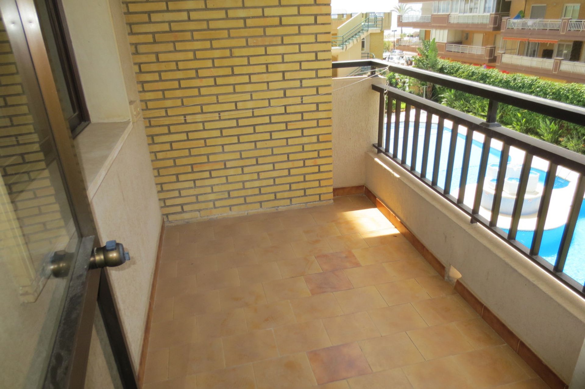 Condominium in Fuengirola, Andalucía 11135114