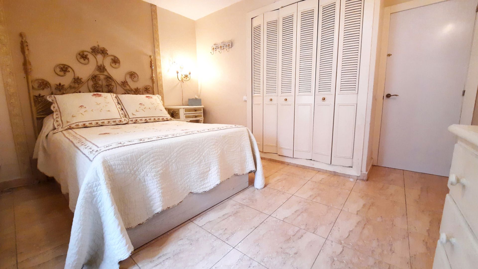 Кондоминиум в Fuengirola, Andalucía 11135143