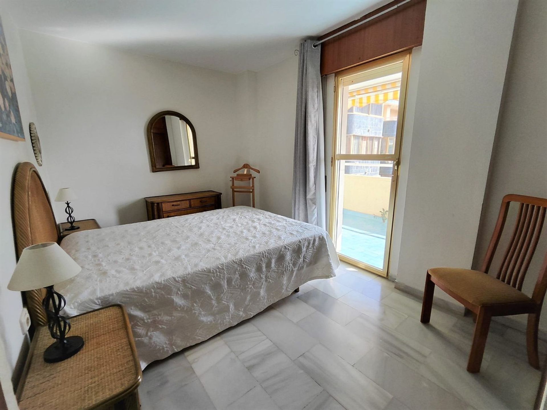 Кондоминиум в Fuengirola, Andalucía 11135183