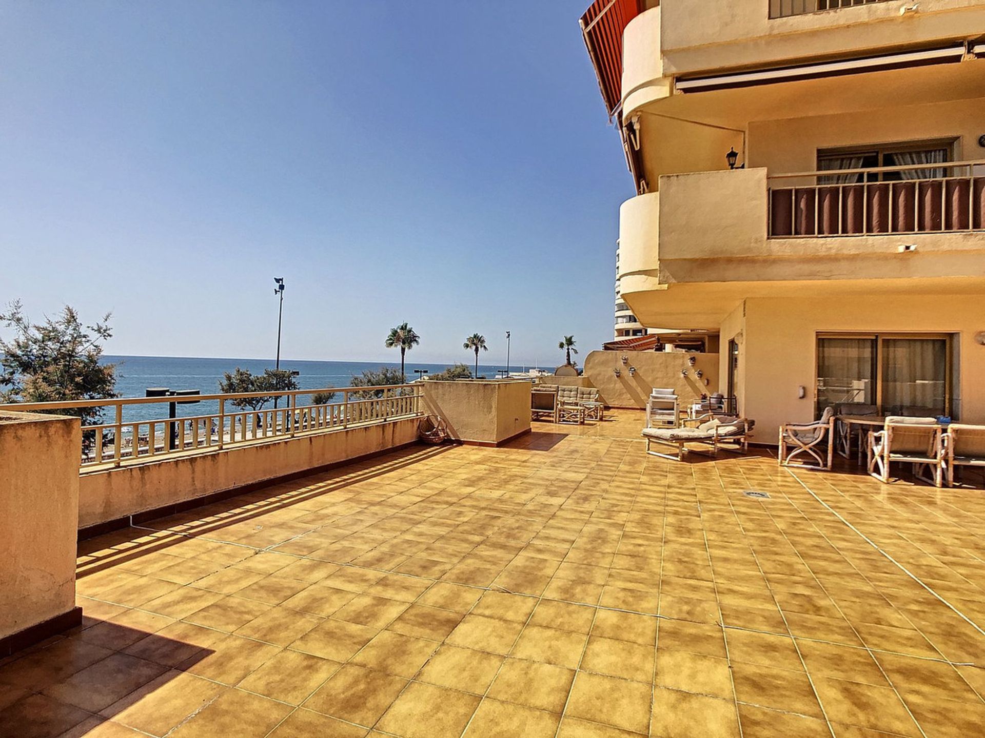 Condominio nel Fuengirola, Andalucía 11135192