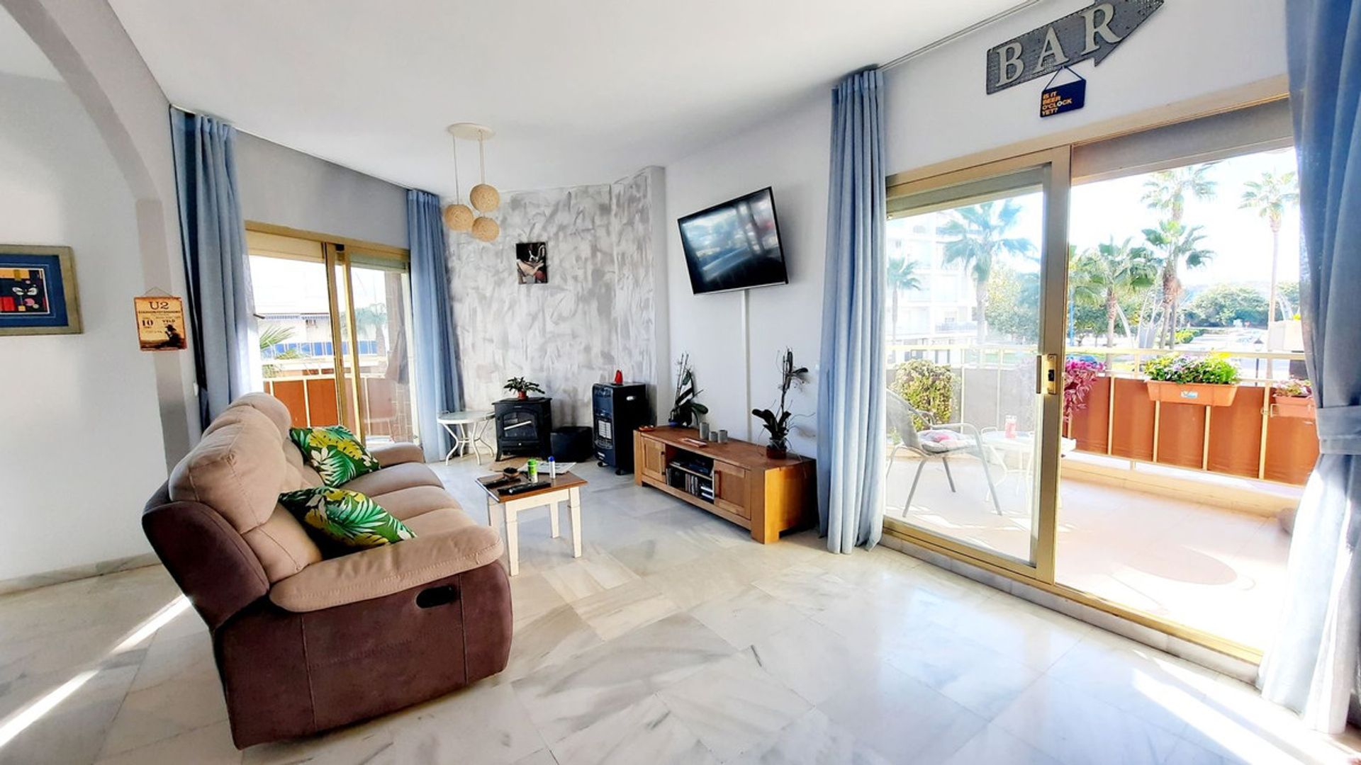 Condominium in Fuengirola, Andalucía 11135195