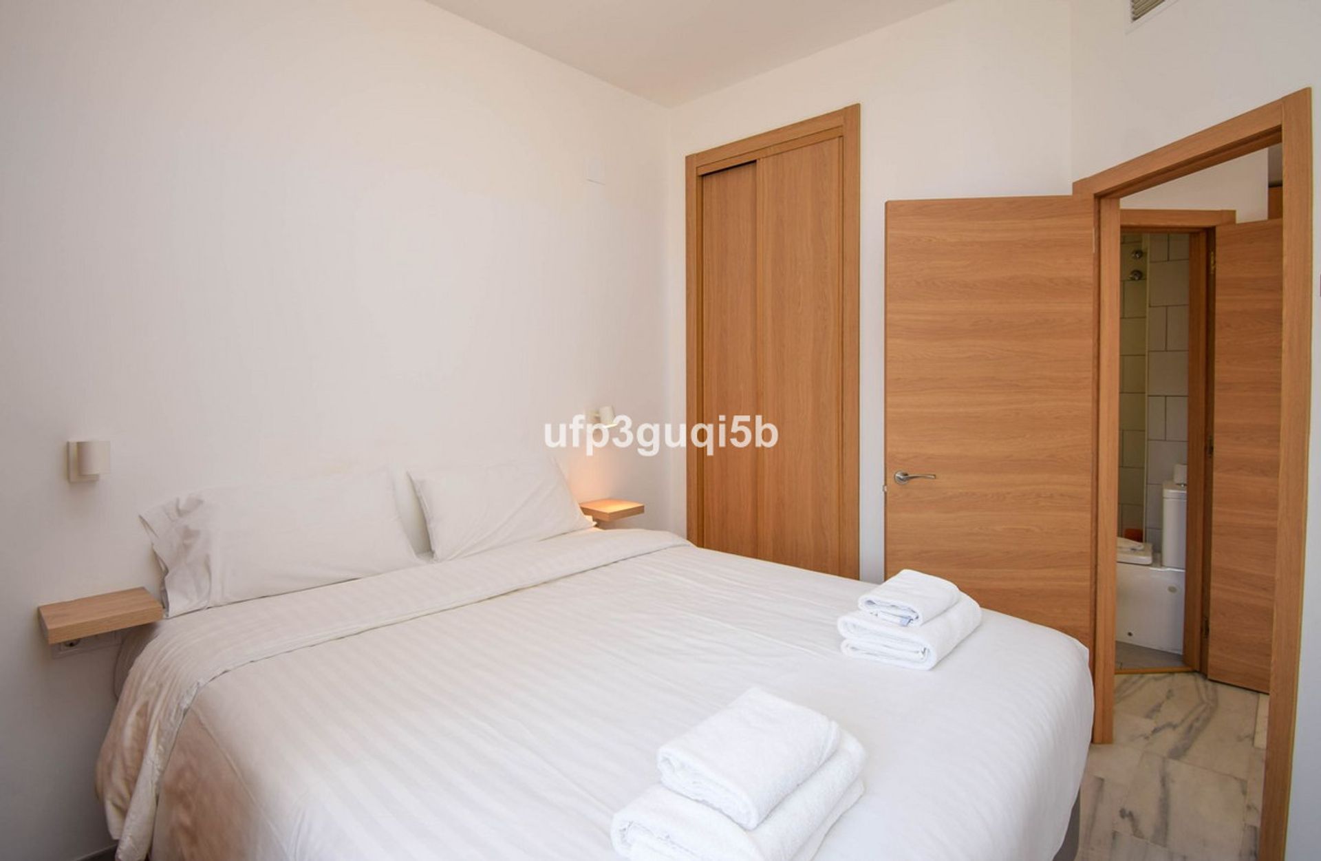 Кондоминиум в Fuengirola, Andalucía 11135204