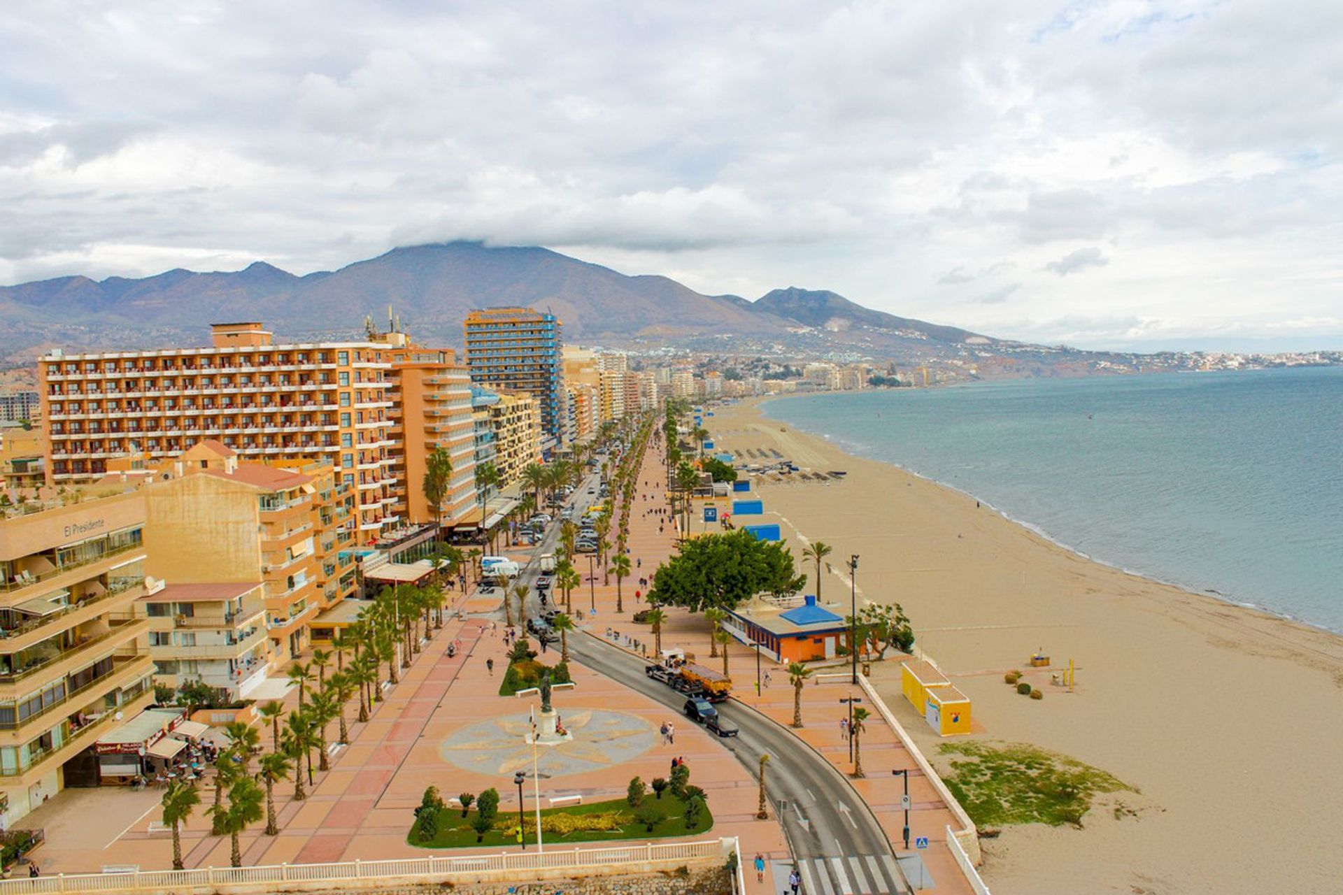 Condominium dans Fuengirola, Andalucía 11135218