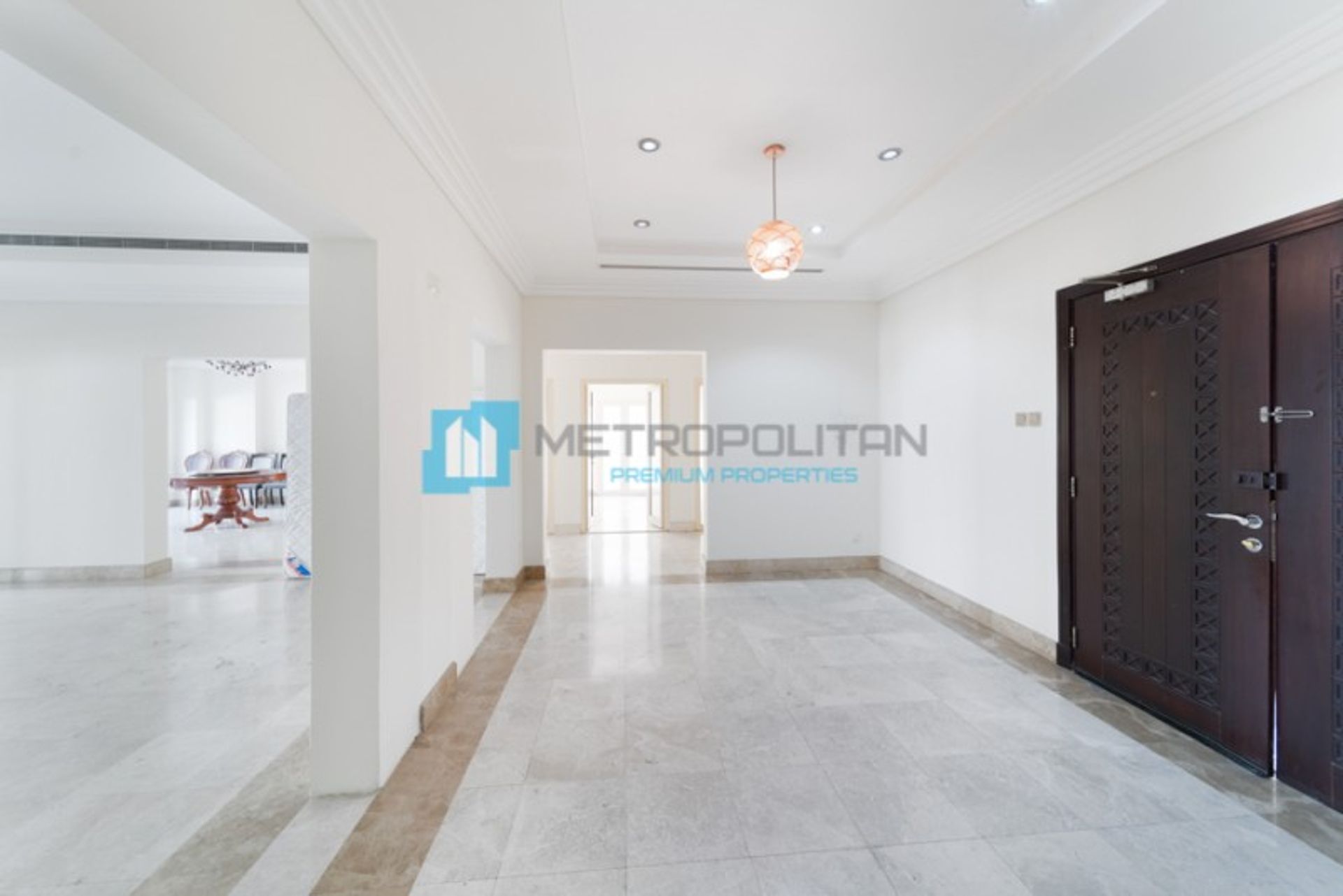 House in Dubai, Dubayy 11135360