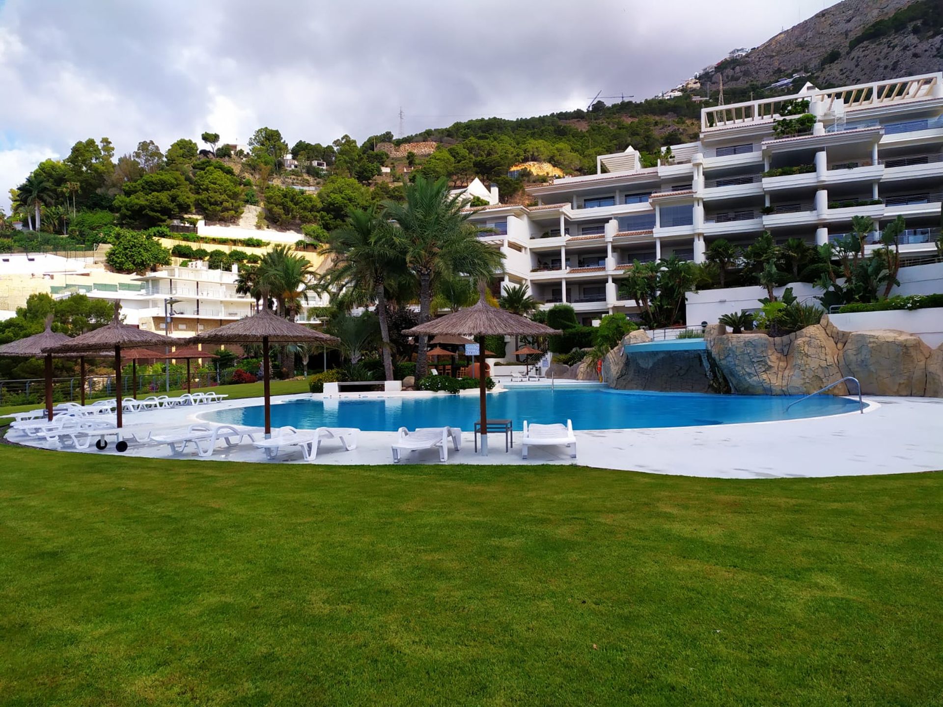 Condominium in Altea, Valencian Community 11135365