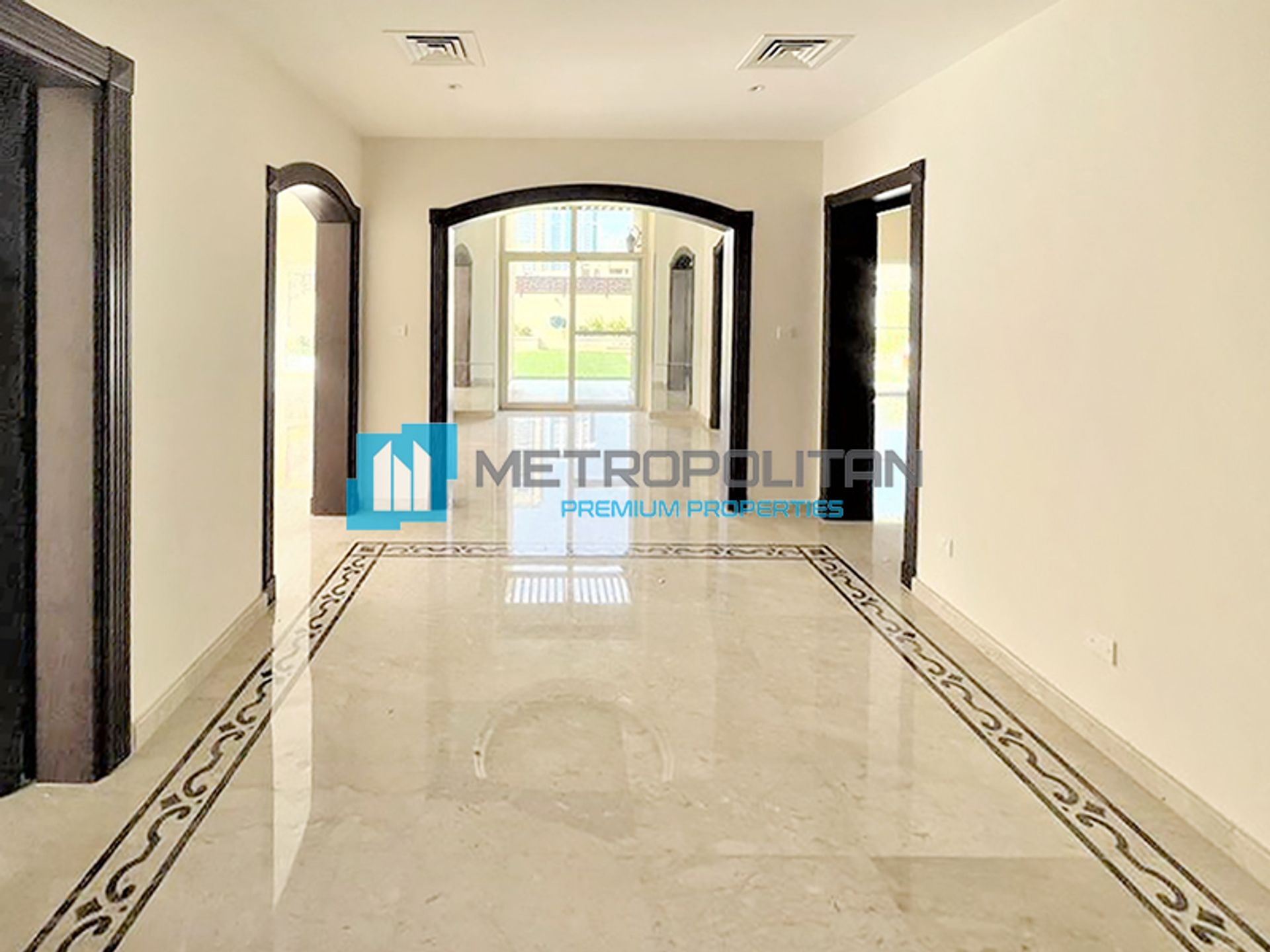 House in Dubai, Dubai 11135493