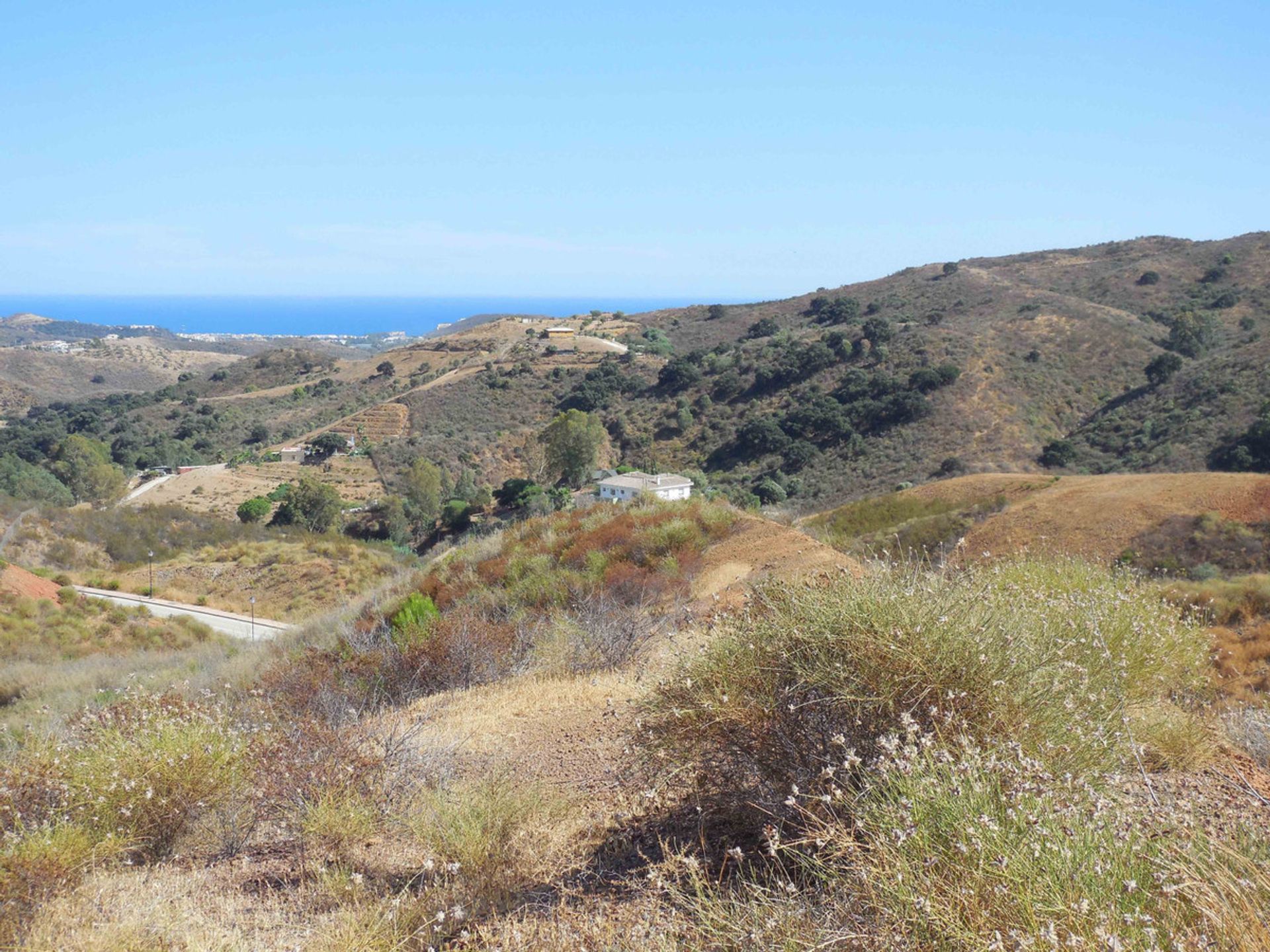 土地 在 Las Lagunas de Mijas, Andalucía 11135521