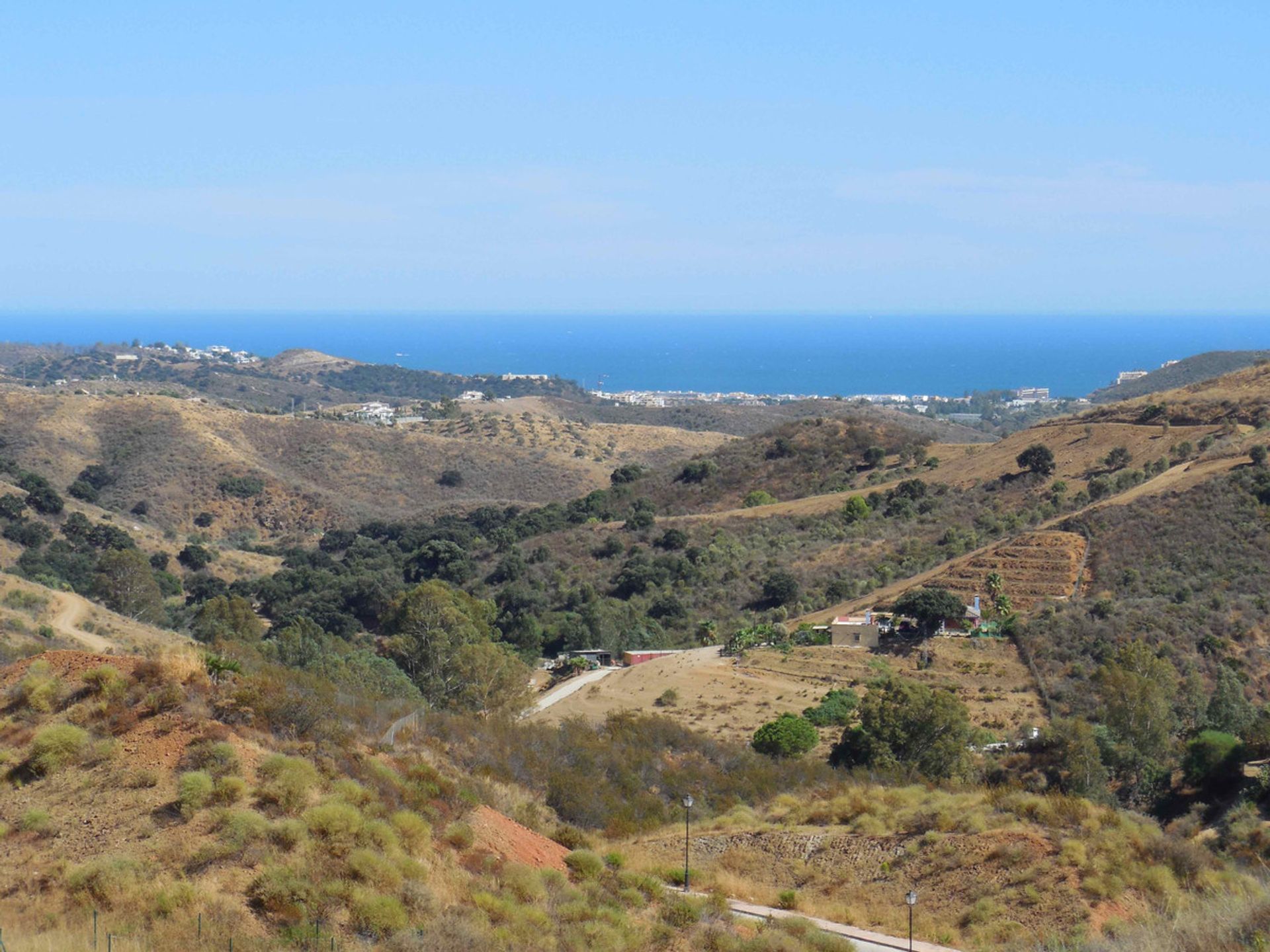 土地 在 Las Lagunas de Mijas, Andalucía 11135521