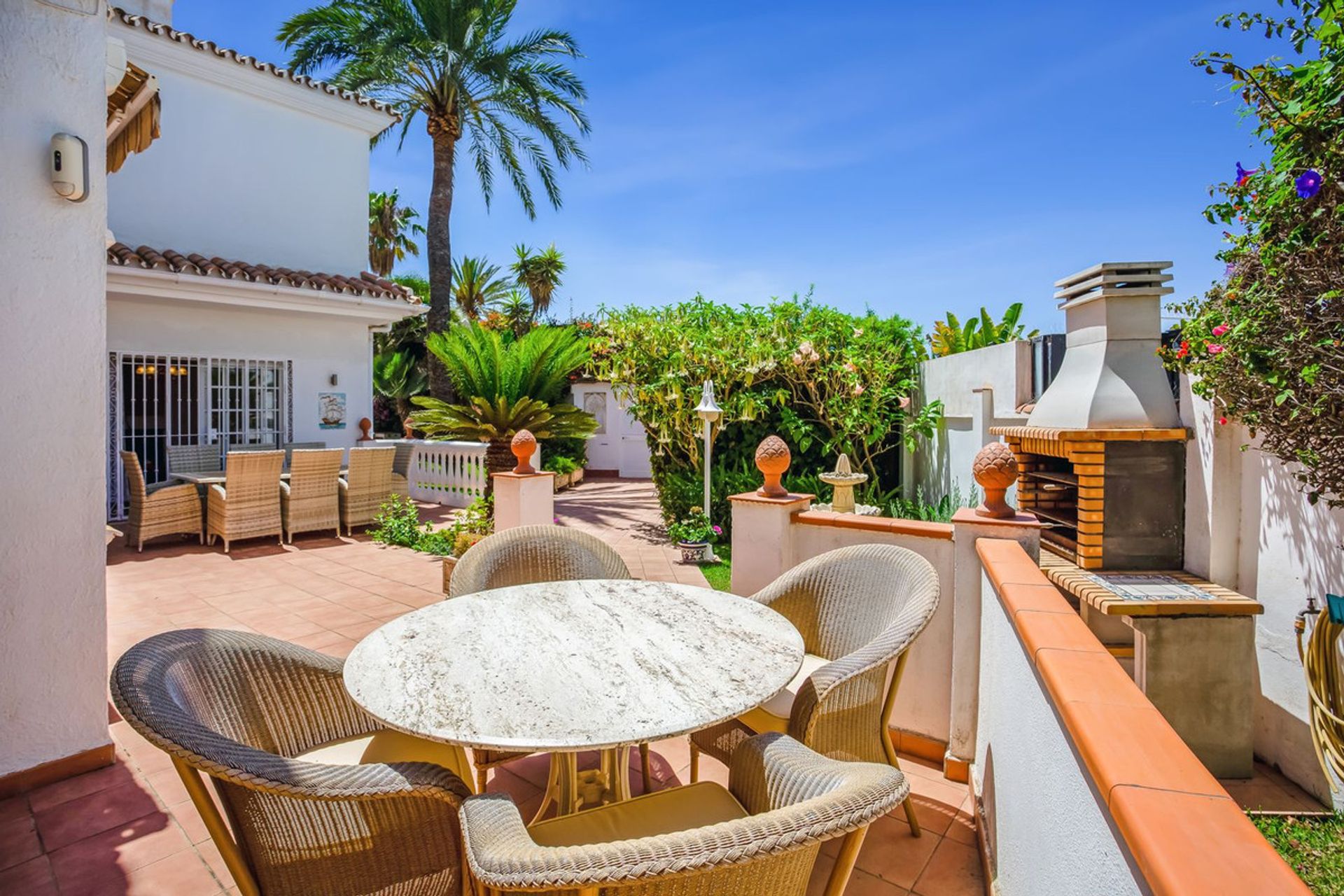 rumah dalam Marbella, Andalucía 11136209