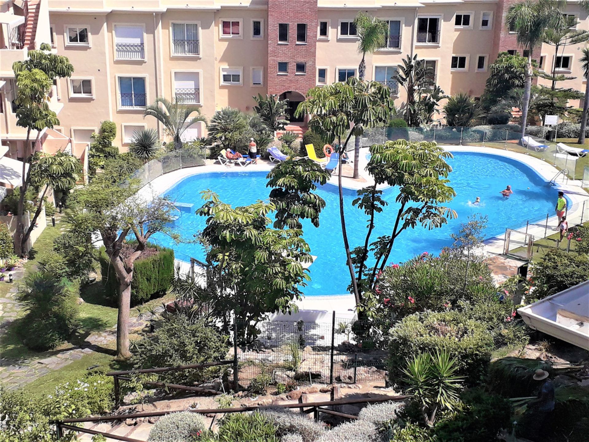 Condominium in El Angel, Andalusia 11136465