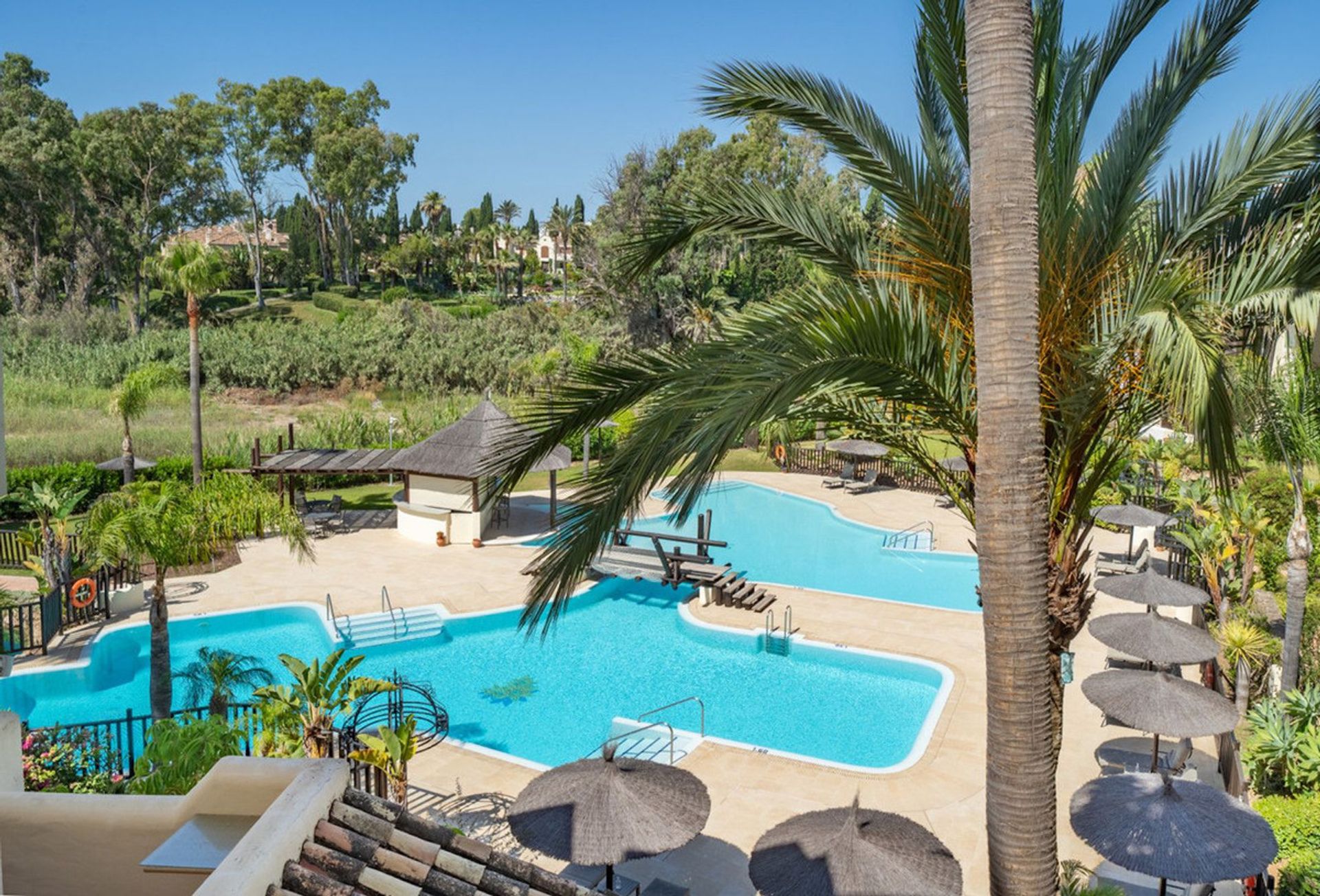 公寓 在 Marbella, Andalucía 11136526