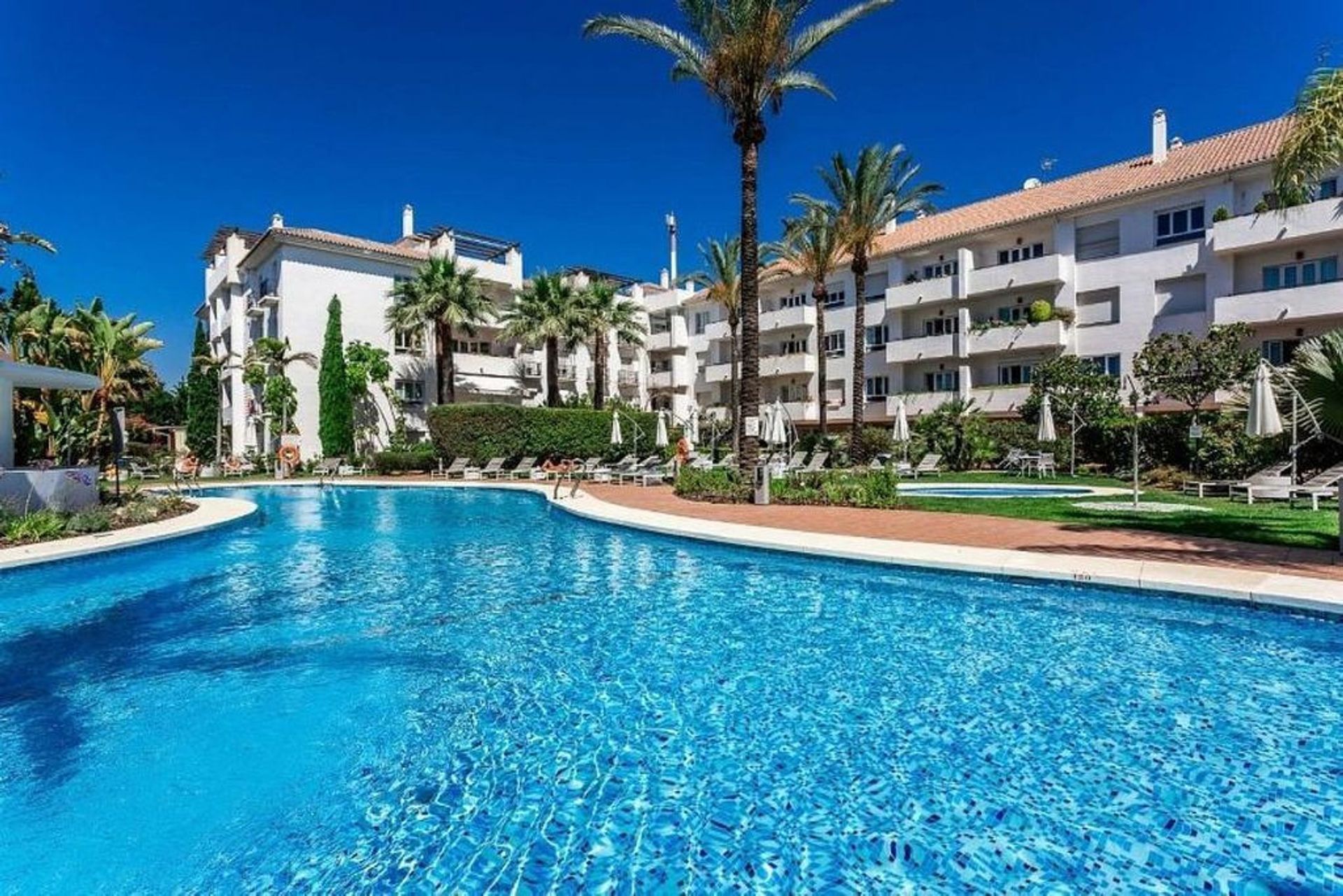 Condominio en El Ángel, Andalucía 11136646