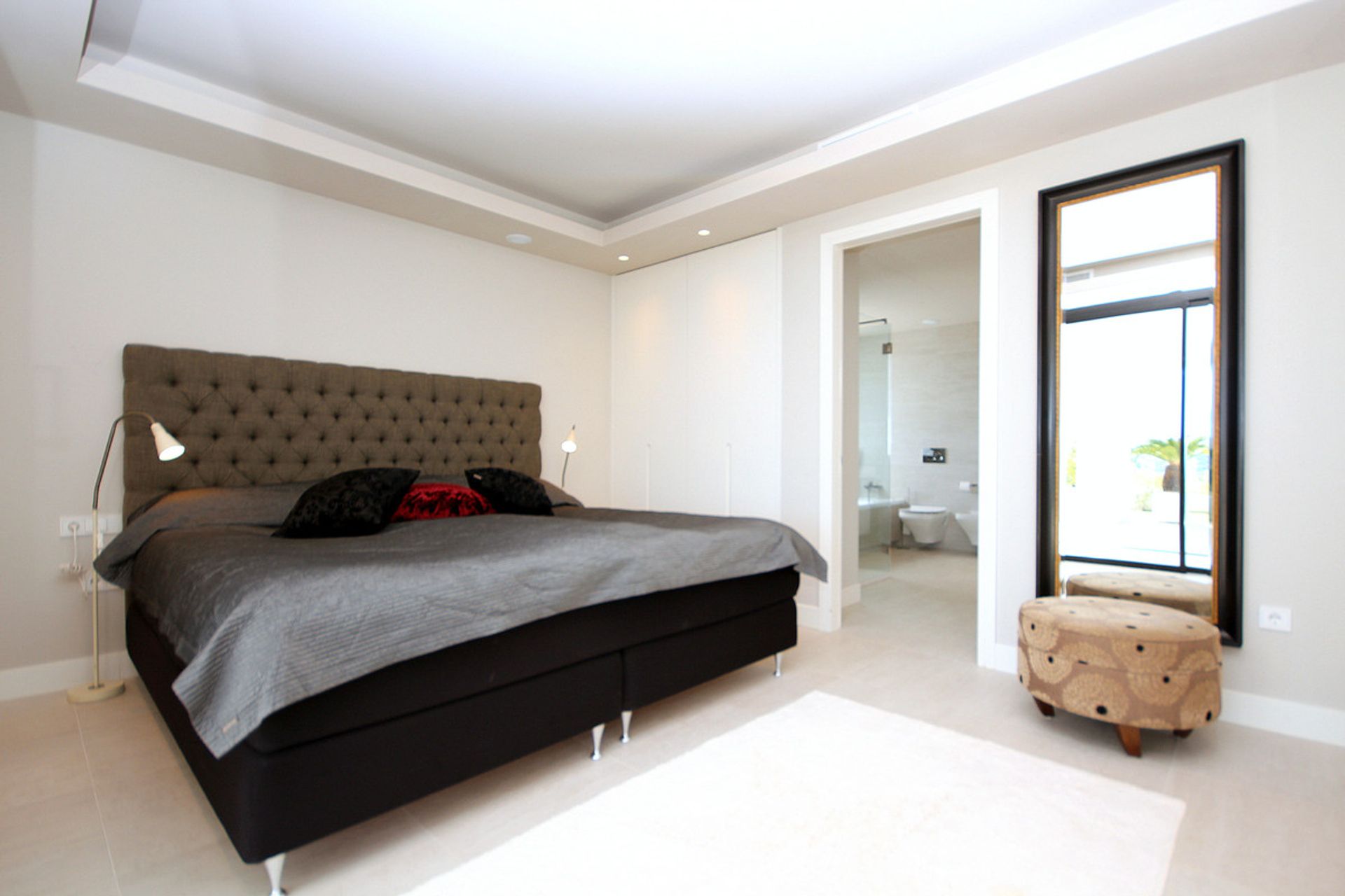 Condominium in Marbella, Andalucía 11136722