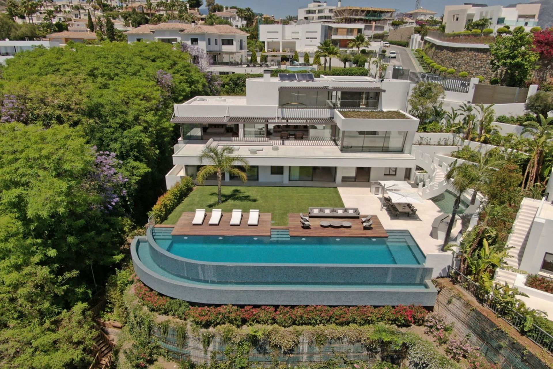 Talo sisään Marbella, Andalucía 11136761