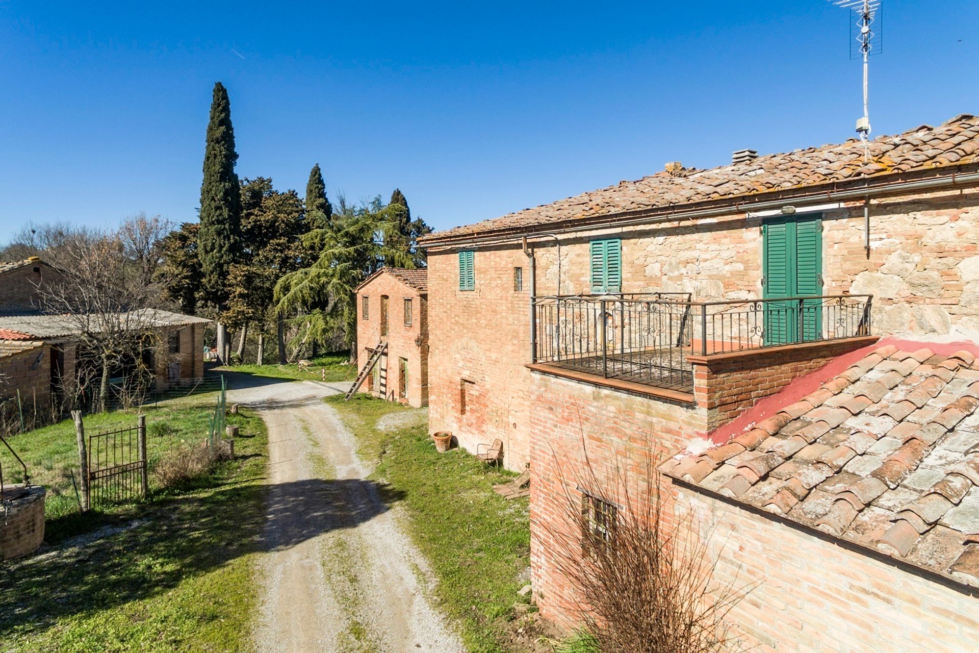 Rumah di Chiusure, Toscana 11136815