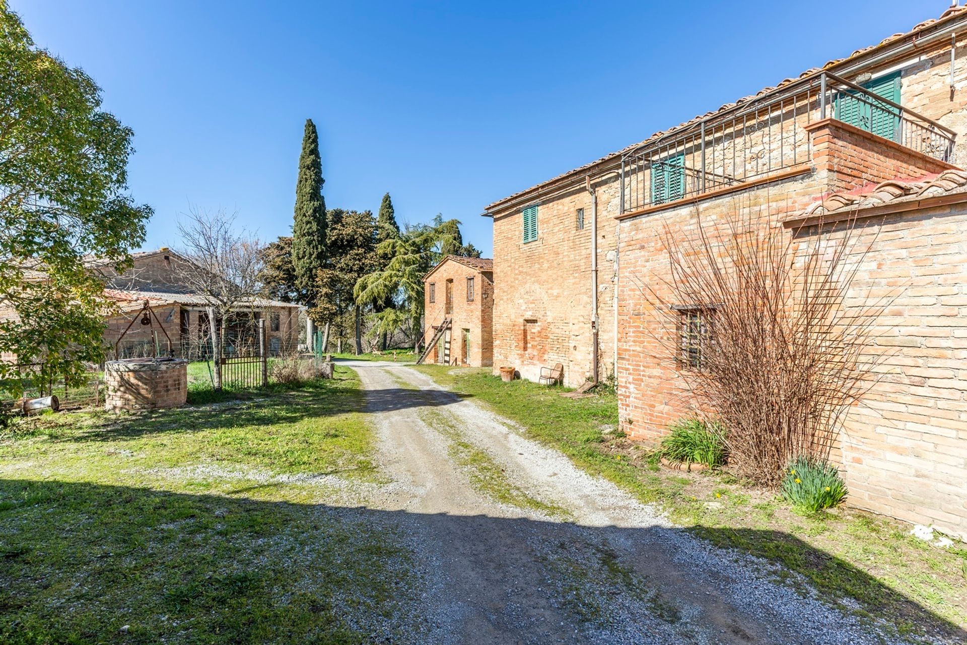 Rumah di Chiusure, Toscana 11136815