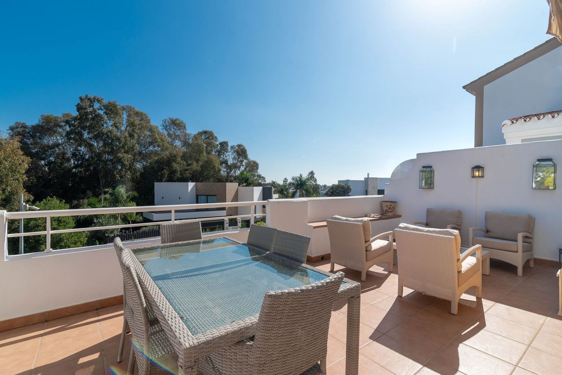 Condominium in Estepona, Andalusia 11136824