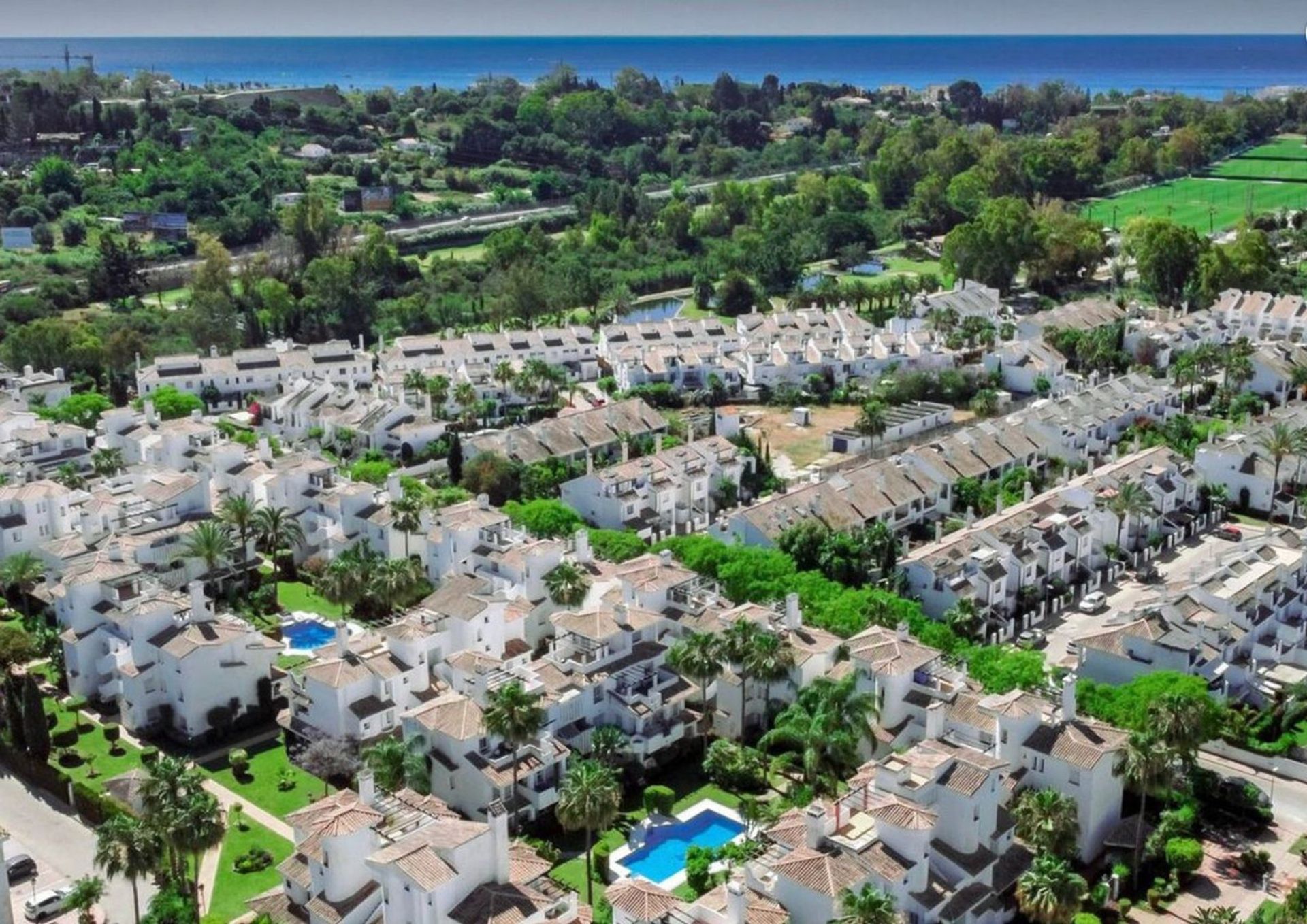 Condominio en Marbella, Andalucía 11136840