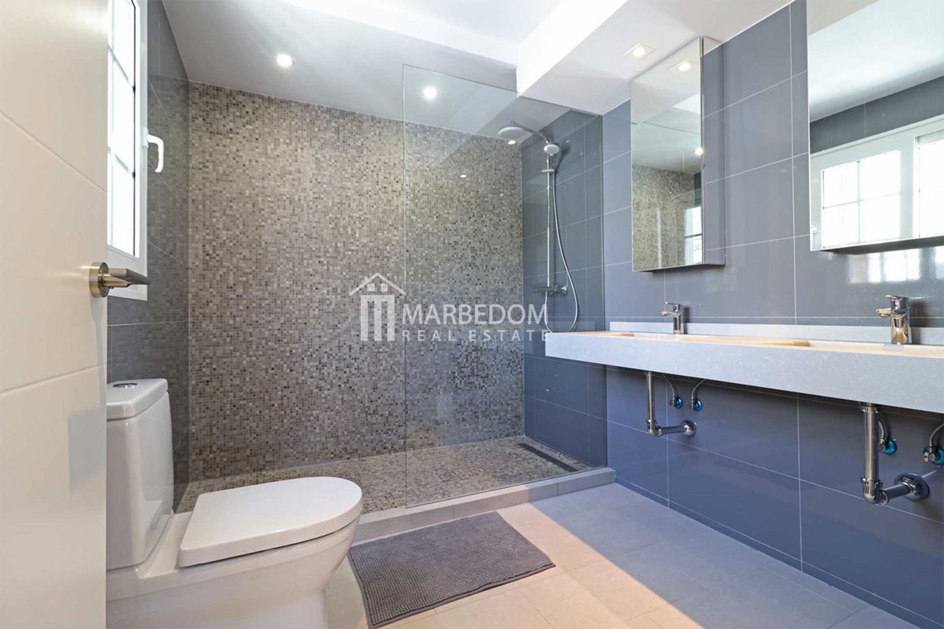 Casa nel Marbella, Andalucía 11136845