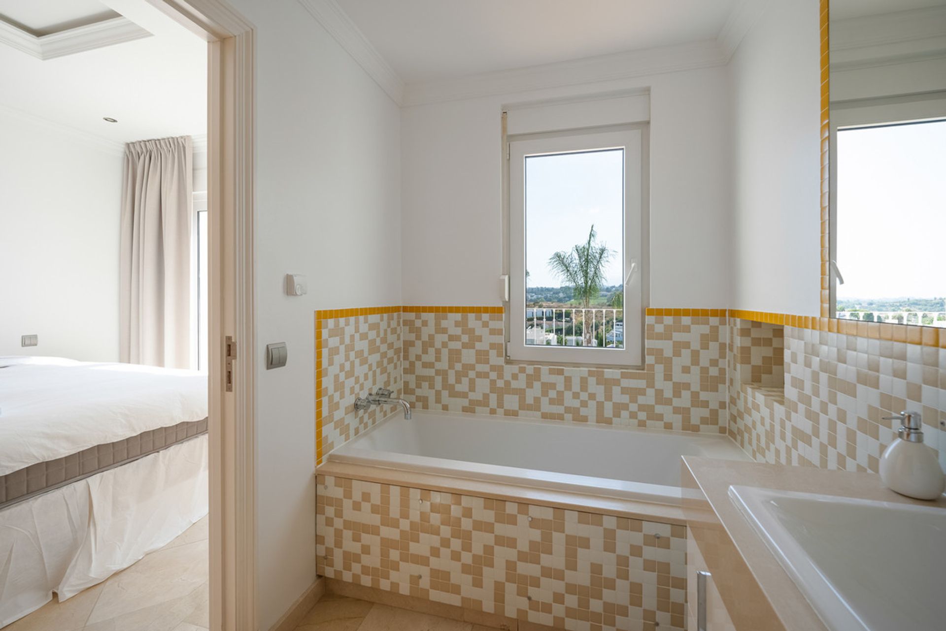 Haus im Marbella, Andalucía 11136933