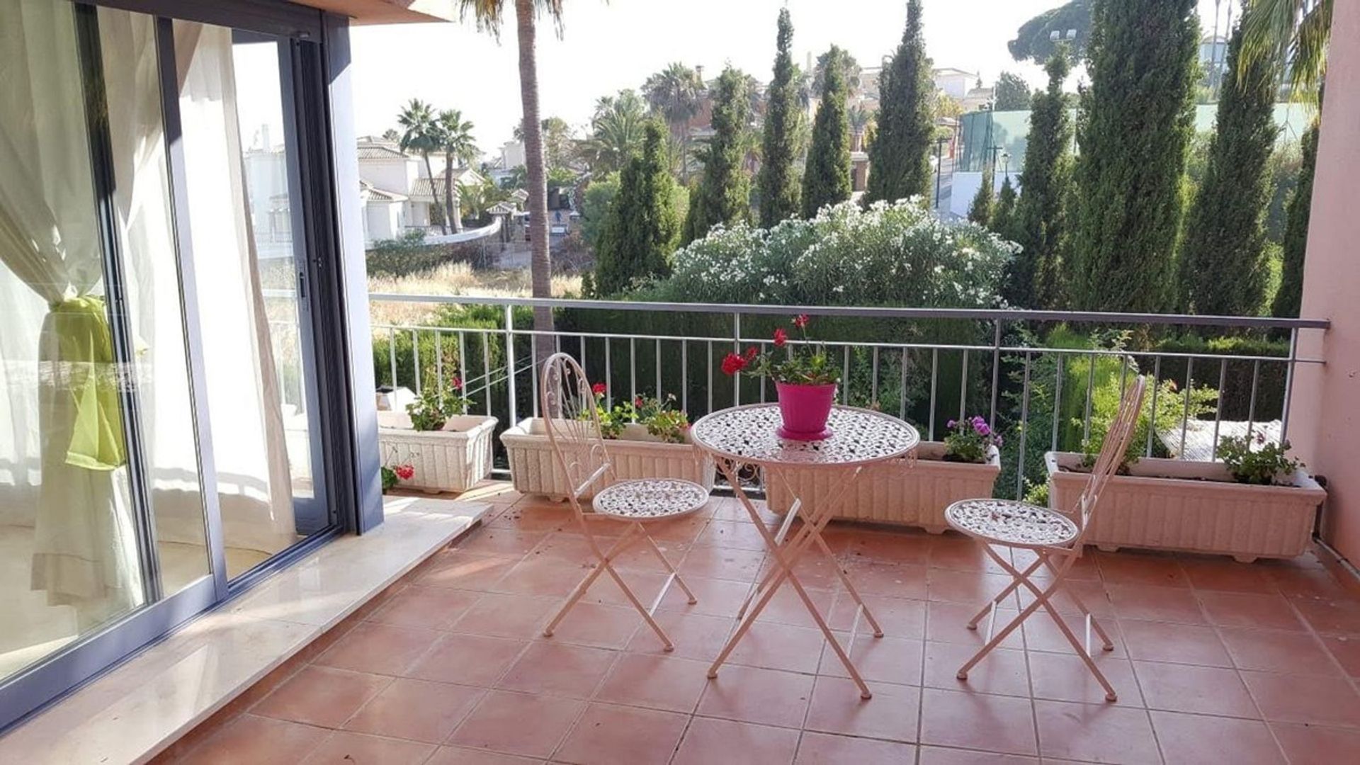 Будинок в Marbella, Andalucía 11136971