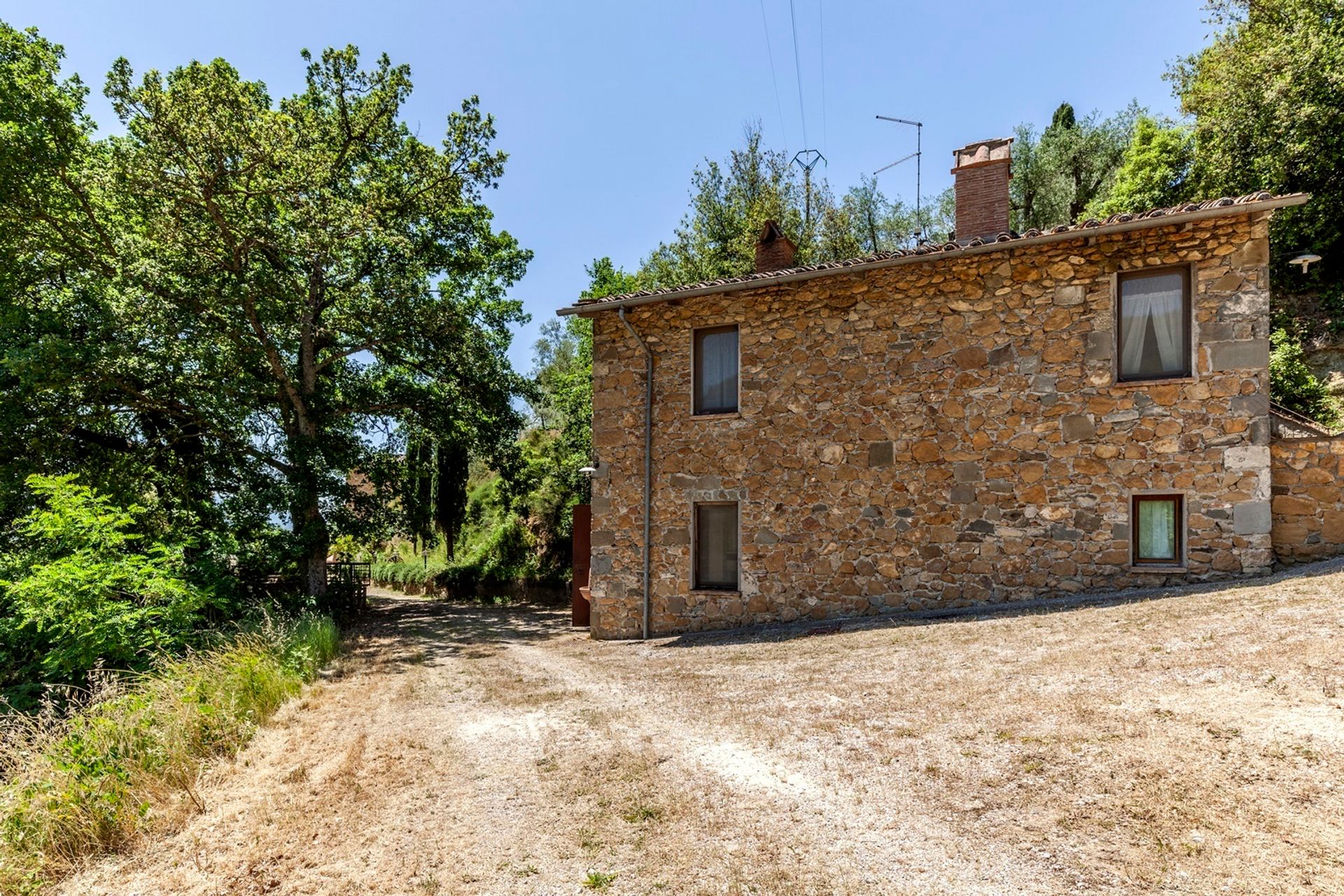 House in Trequanda, Tuscany 11137026