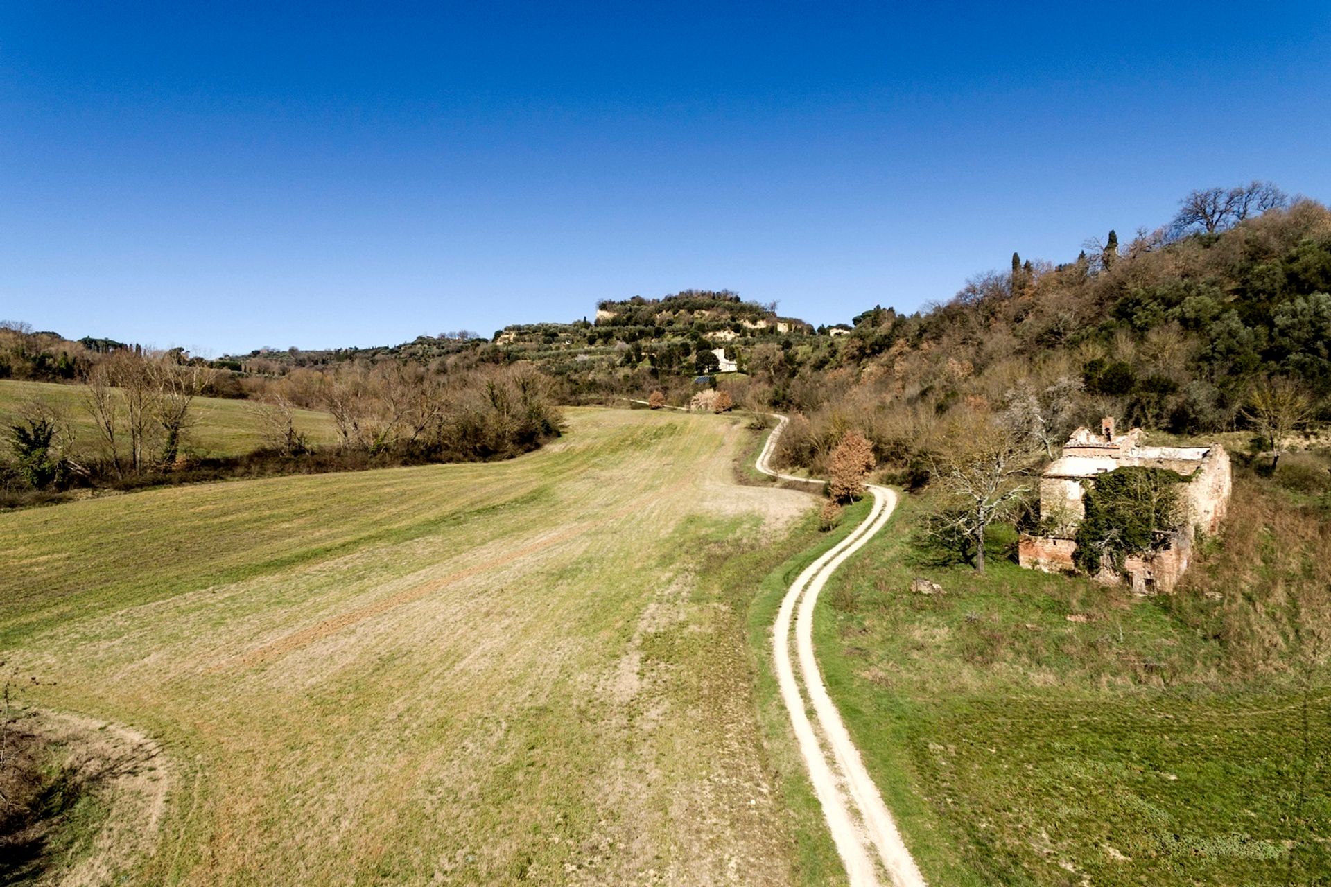 rumah dalam Montepulciano, Tuscany 11137186