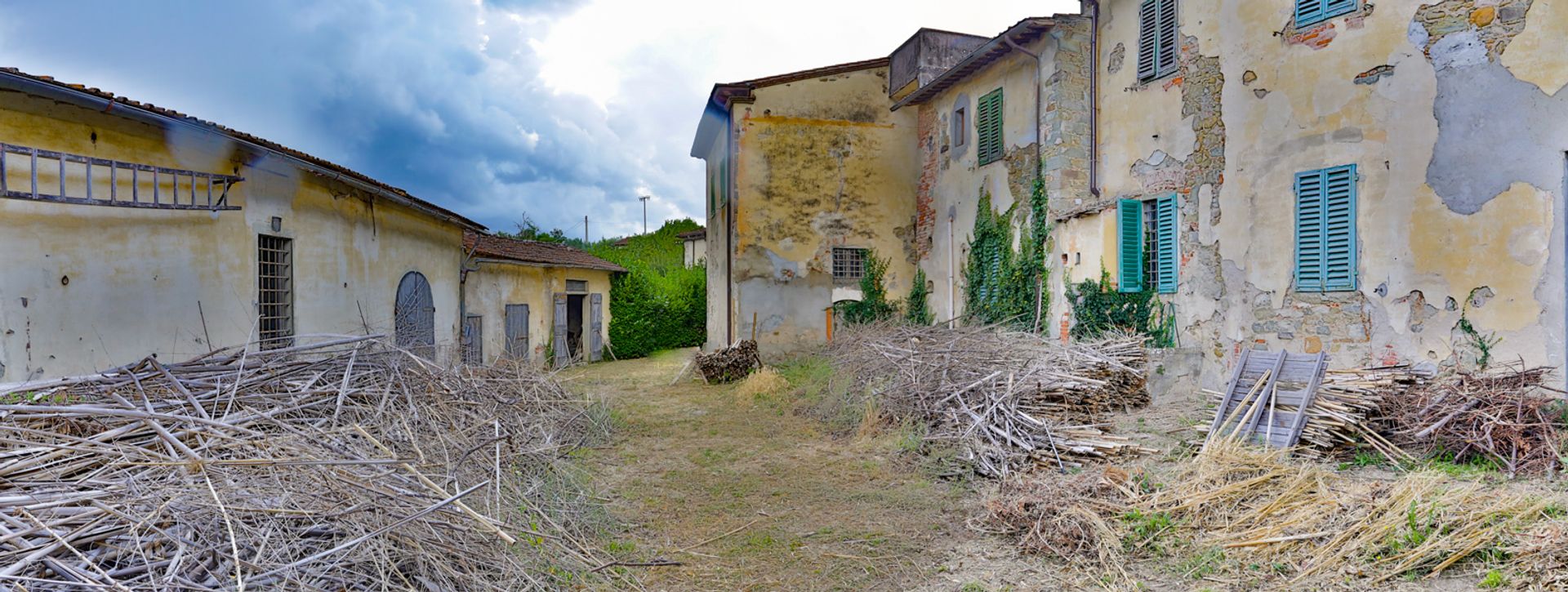 House in San Giovanni Valdarno, Tuscany 11137756