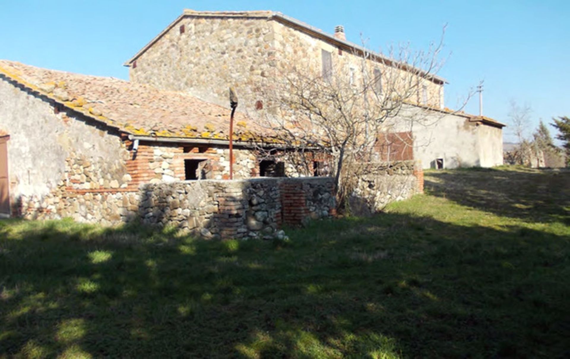 Condominium in San Casciano dei Bagni, Tuscany 11137951