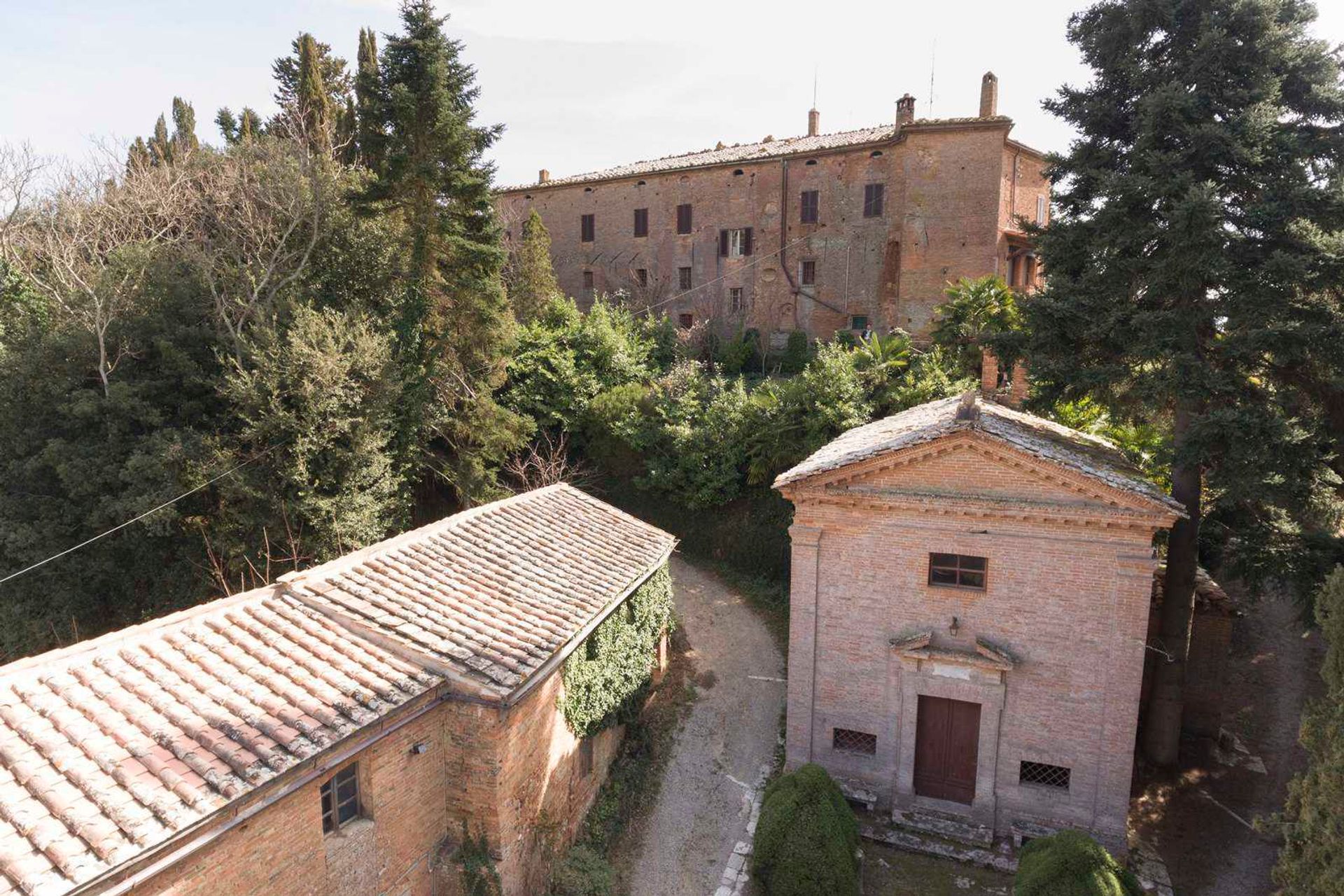 Квартира в San Giovanni d'Asso, Tuscany 11138196