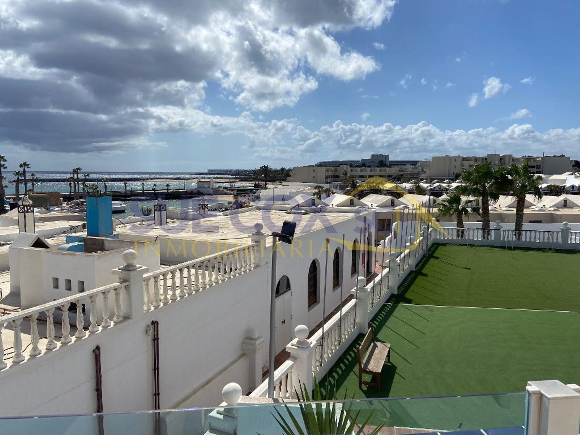 Condominium in Costa Teguise, 18 Avenida de las Islas Canarias 11138383