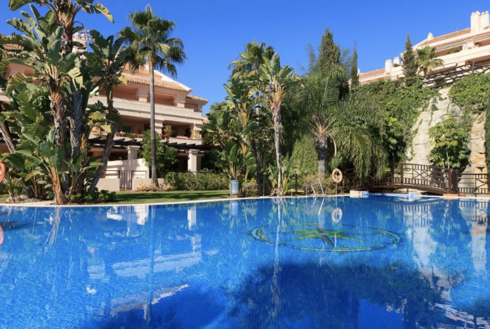 Condominio en Marbella, Andalucía 11138908