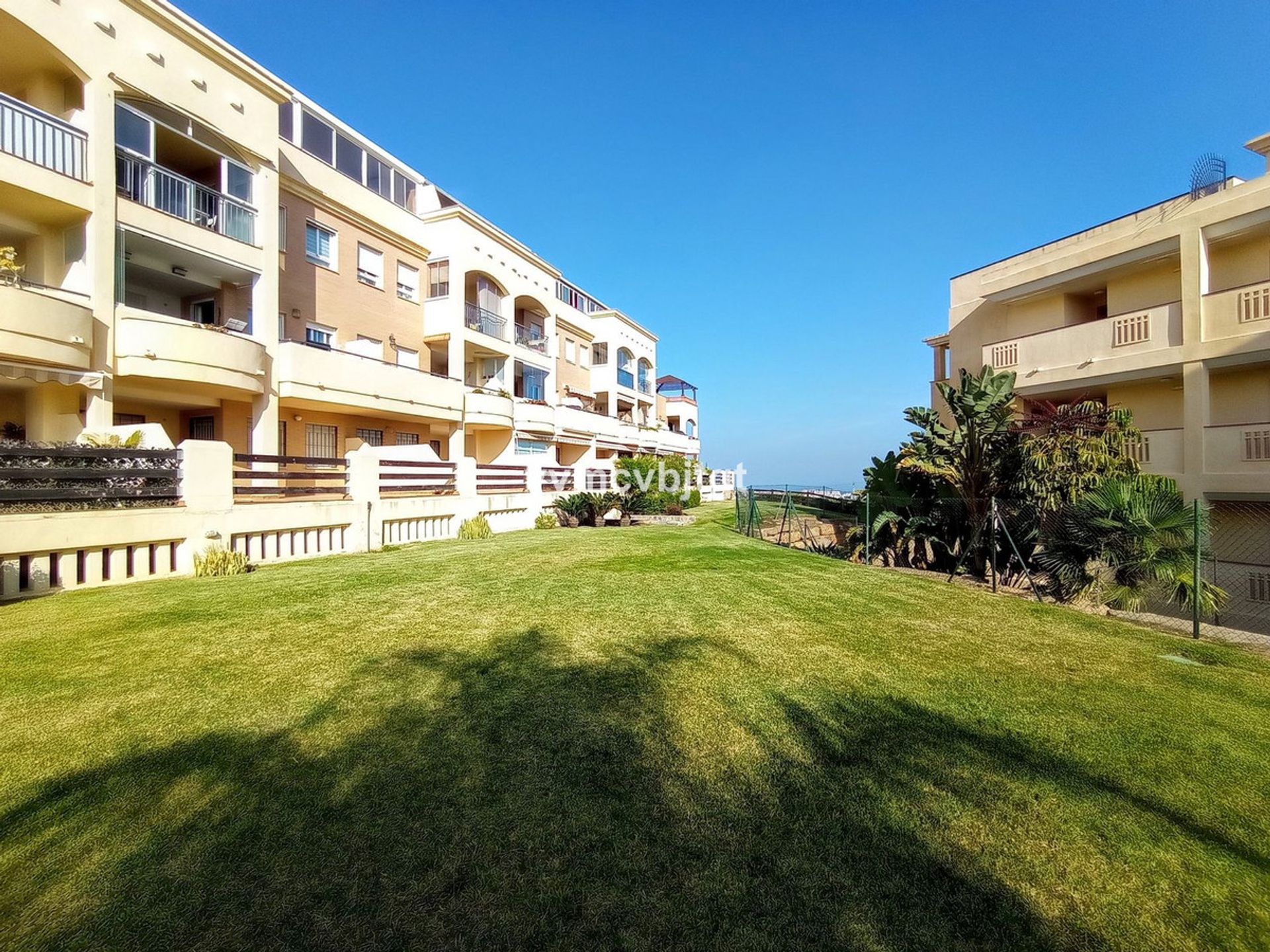 Condominium in Torrevieja, Valencia 11138943