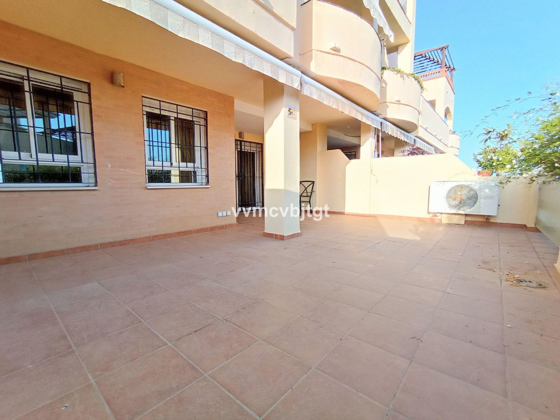 Condominium in Torrevieja, Valencia 11138943