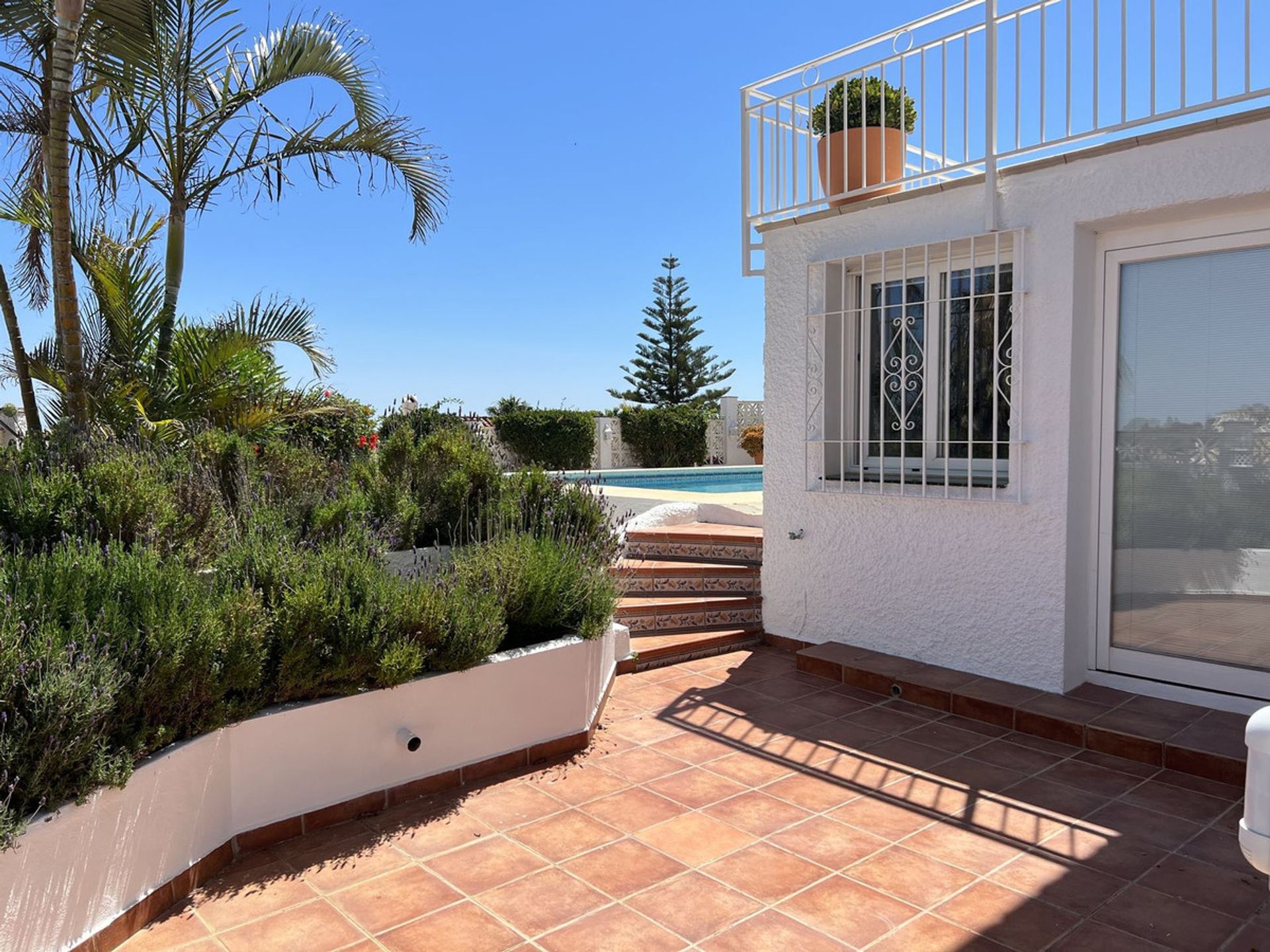 House in Urbanización Riviera Sol, Andalucía 11139200