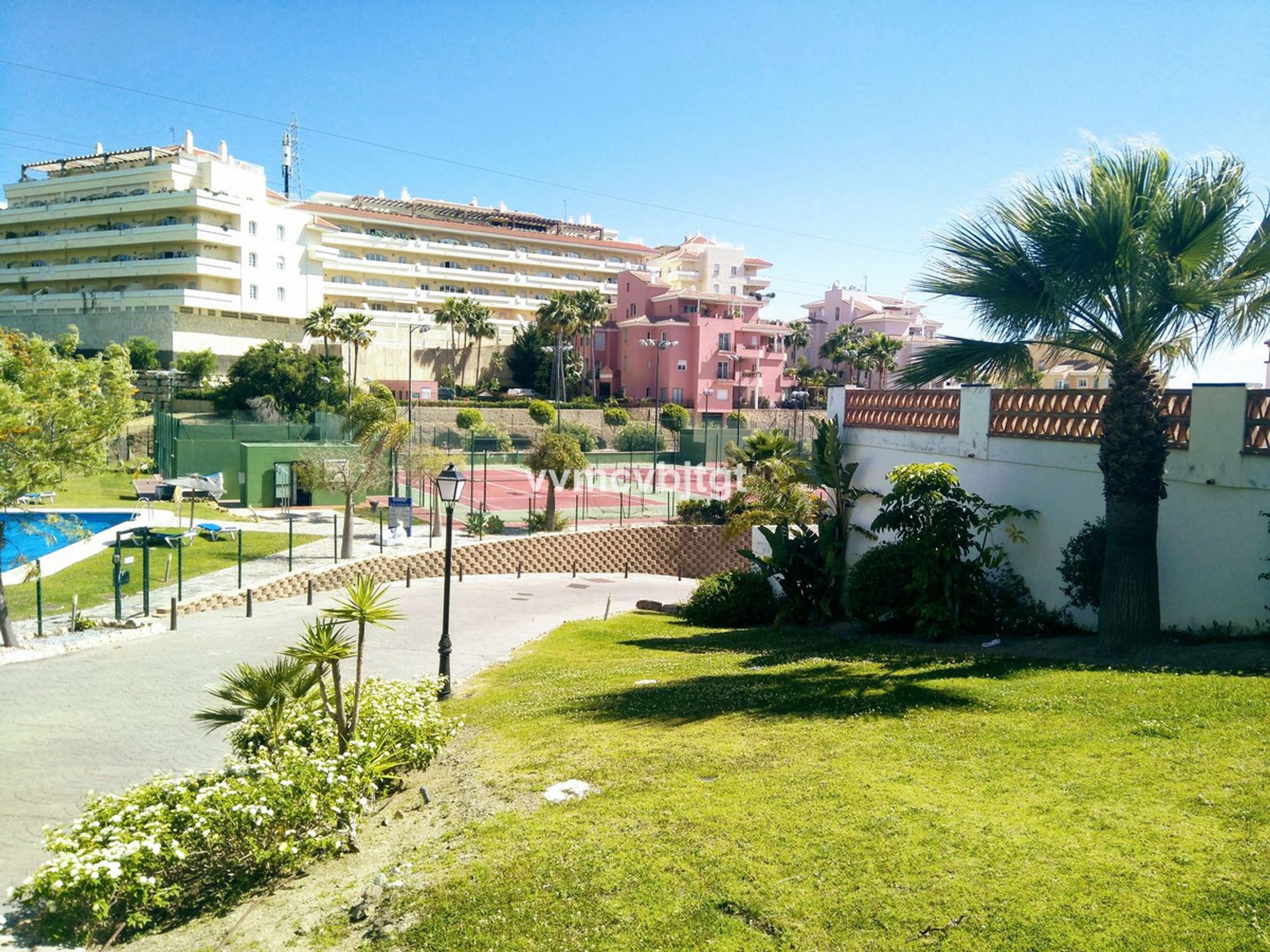 Condominium in Urbanización Riviera Sol, Andalucía 11139347