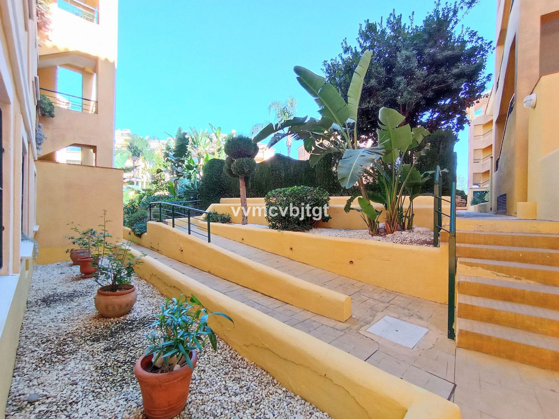 Condominium dans Fuengirola, Andalusia 11139495