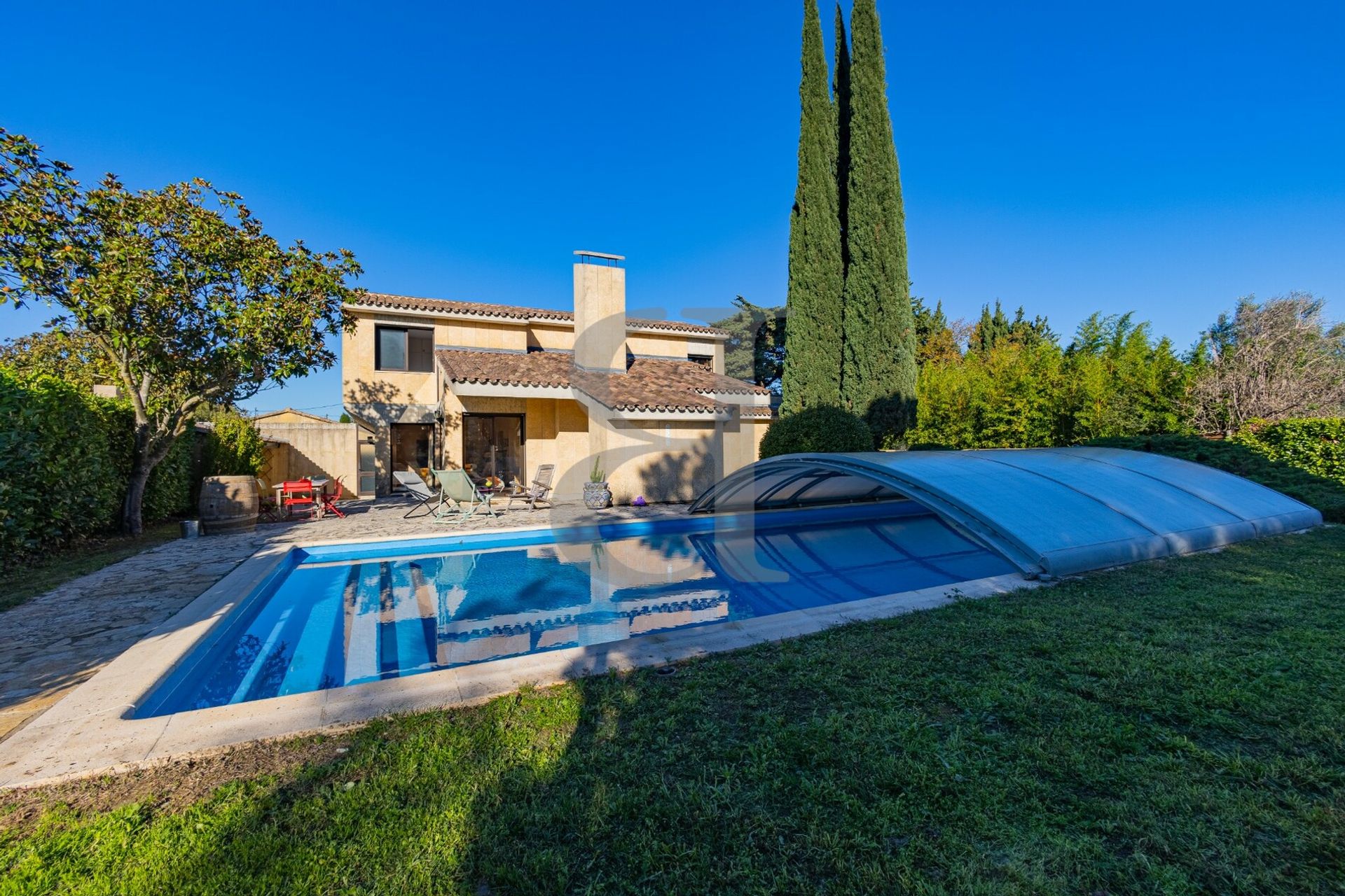 Huis in Sainte-Cecile-les-Vignes, Provence-Alpes-Côte d'Azur 11139927