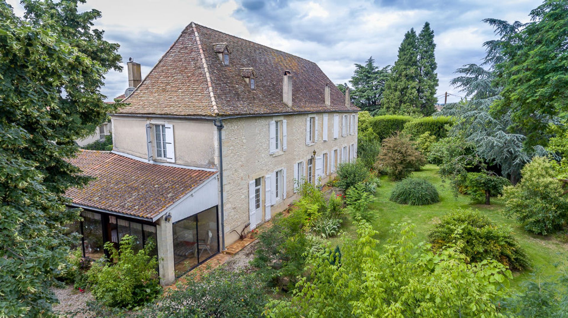 Rumah di Villeréal, Nouvelle-Aquitaine 11140037