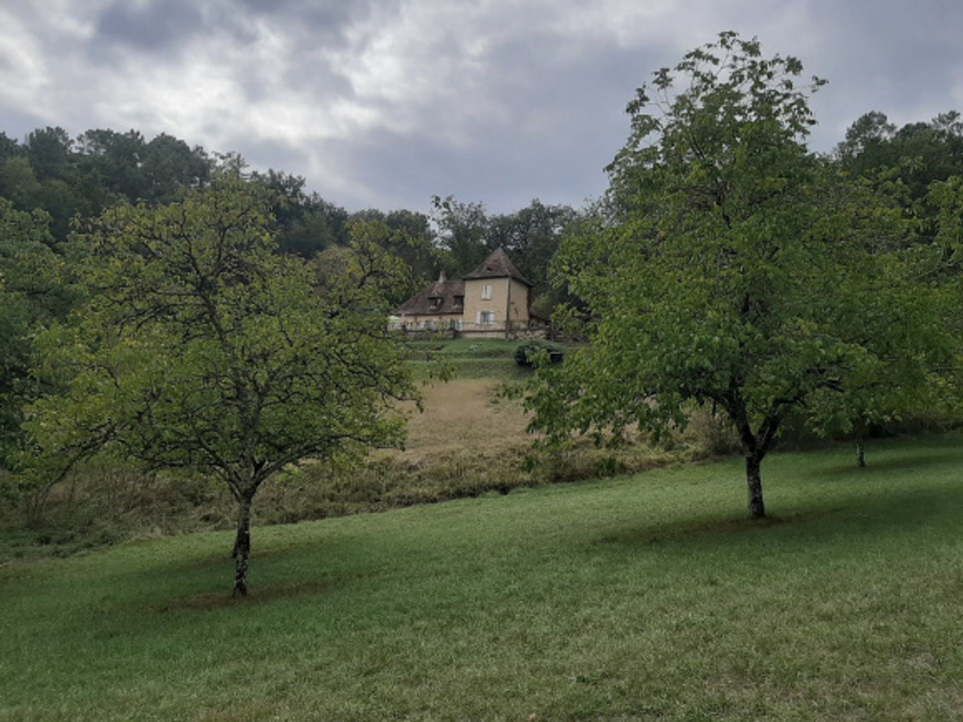 Hus i Pays-de-Belvès, Nouvelle-Aquitaine 11140115