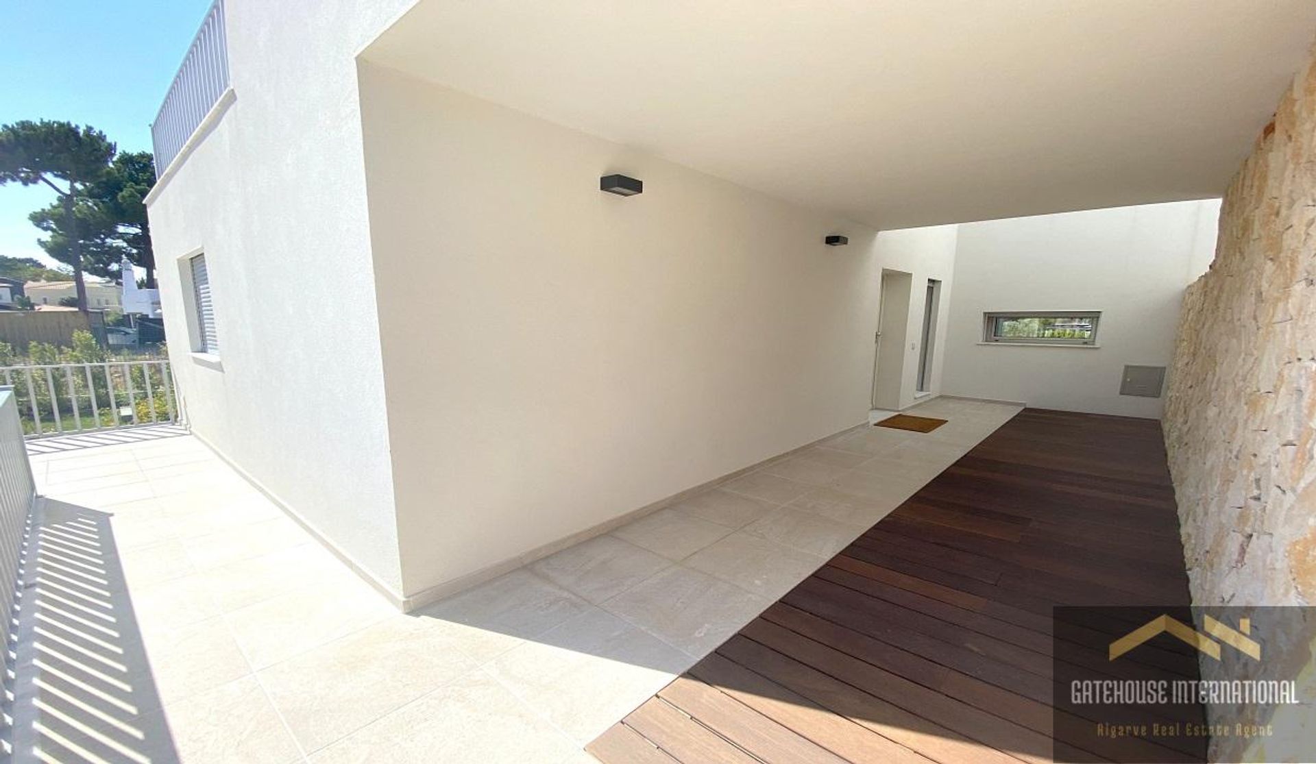 House in Quarteira, Faro 11140476