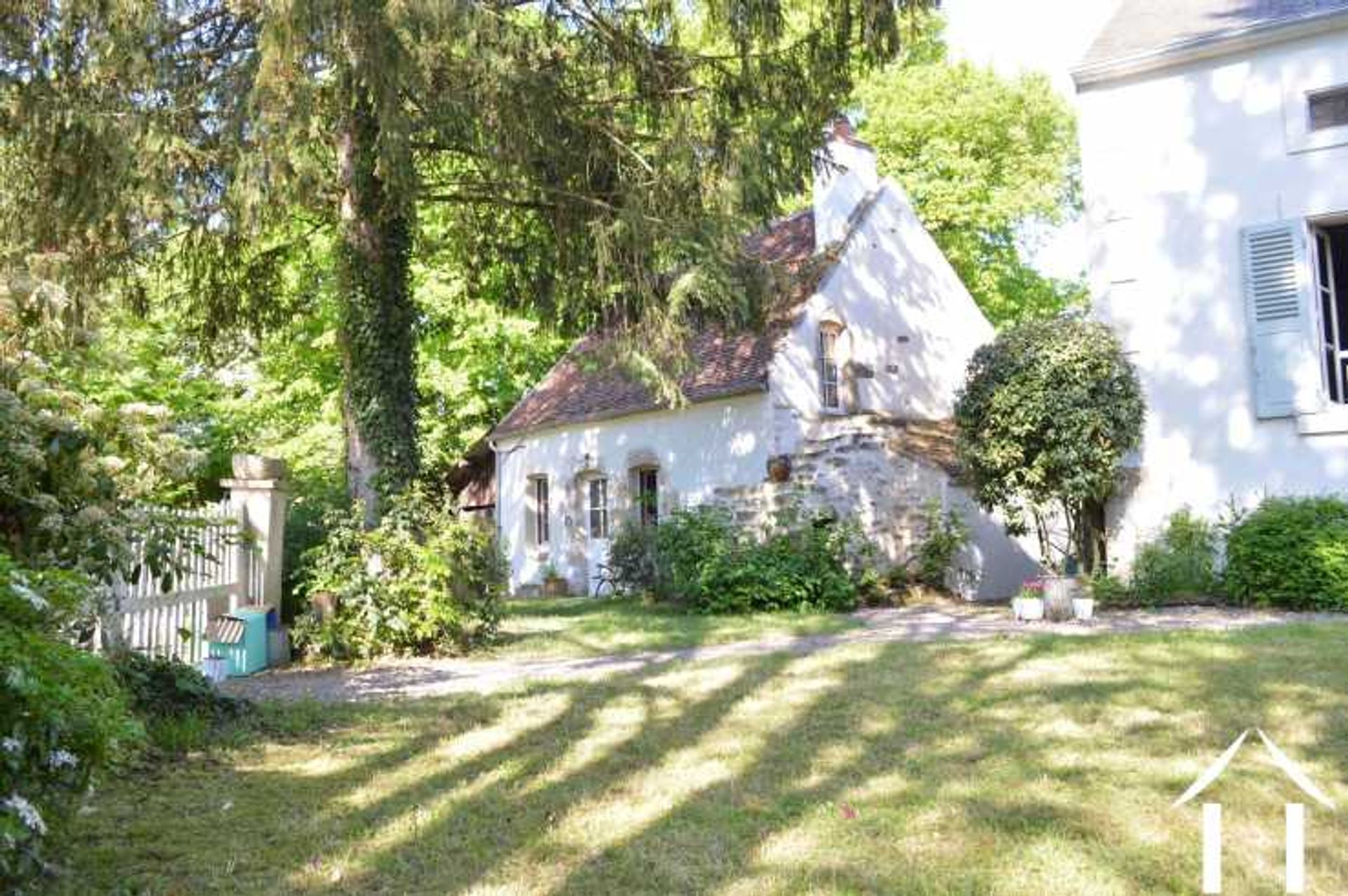 casa no Authiou, Bourgogne-Franche-Comté 11140815