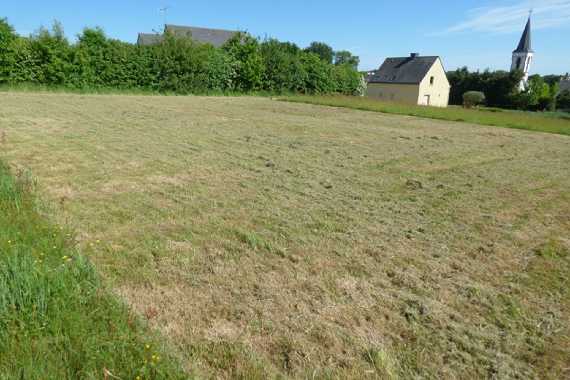 Terre dans Saint-Marcel, Bretagne 11140888