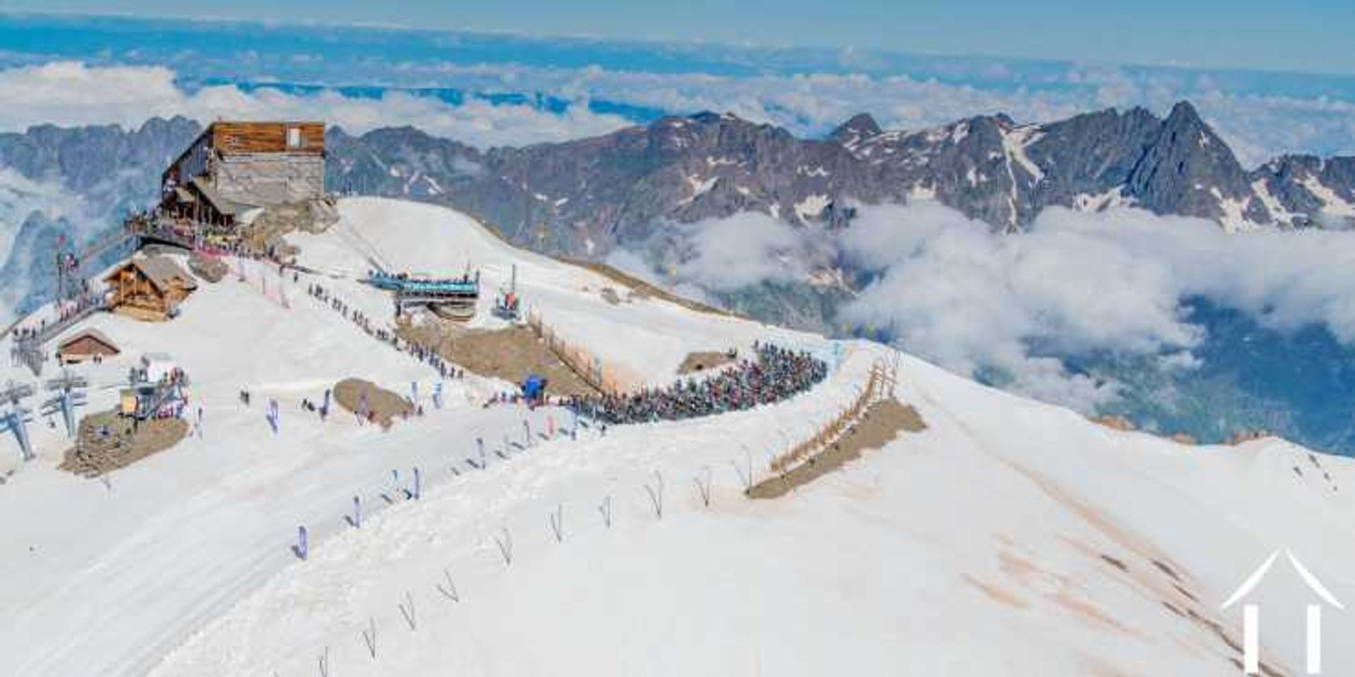 Eigentumswohnung im Huez, Auvergne-Rhône-Alpes 11141012